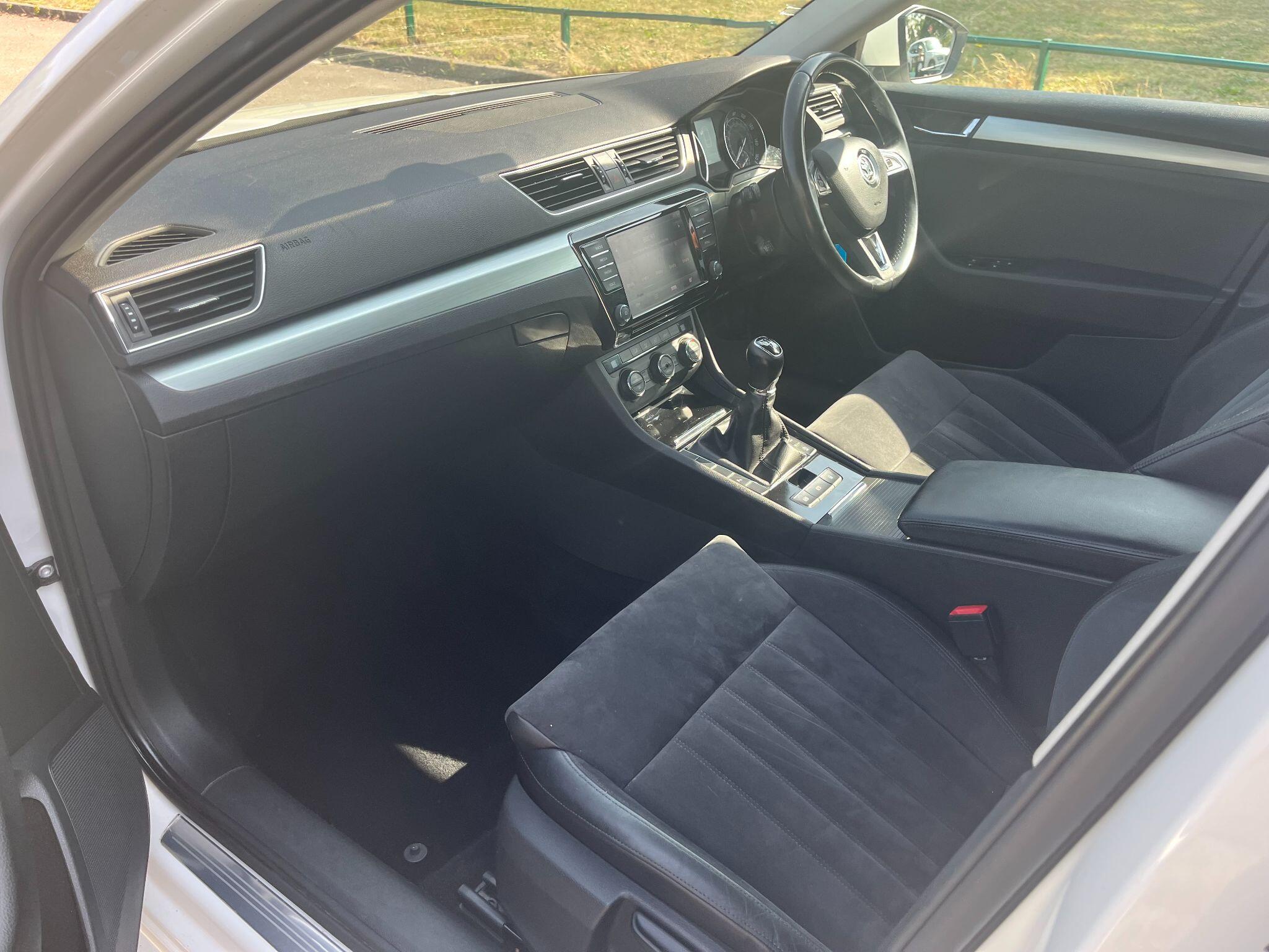 Skoda Superb 2.0 TDI SE Business Euro 6 (s/s) 5dr 5dr Manual 2025