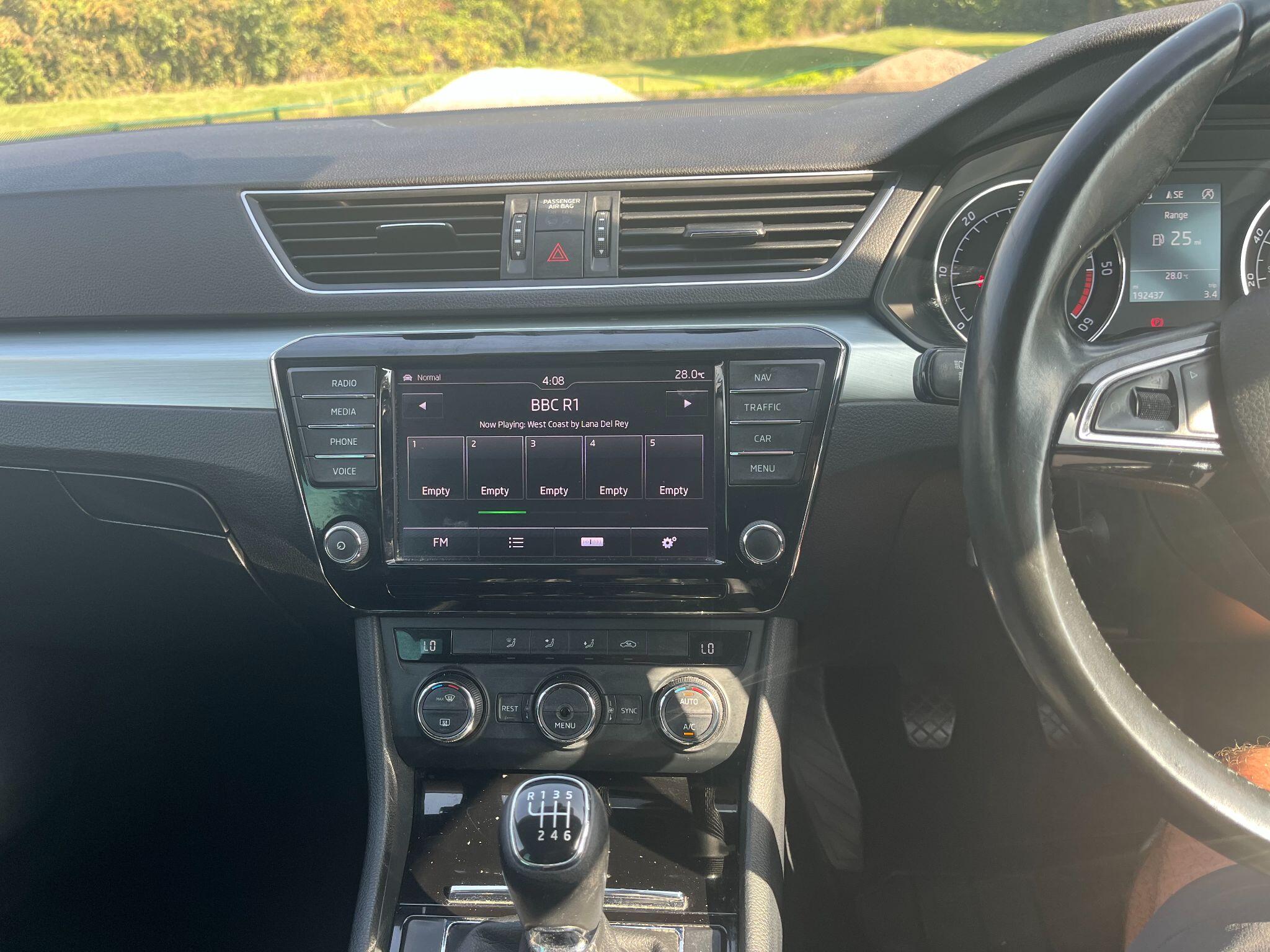 Skoda Superb 2.0 TDI SE Business Euro 6 (s/s) 5dr 5dr Manual 2025