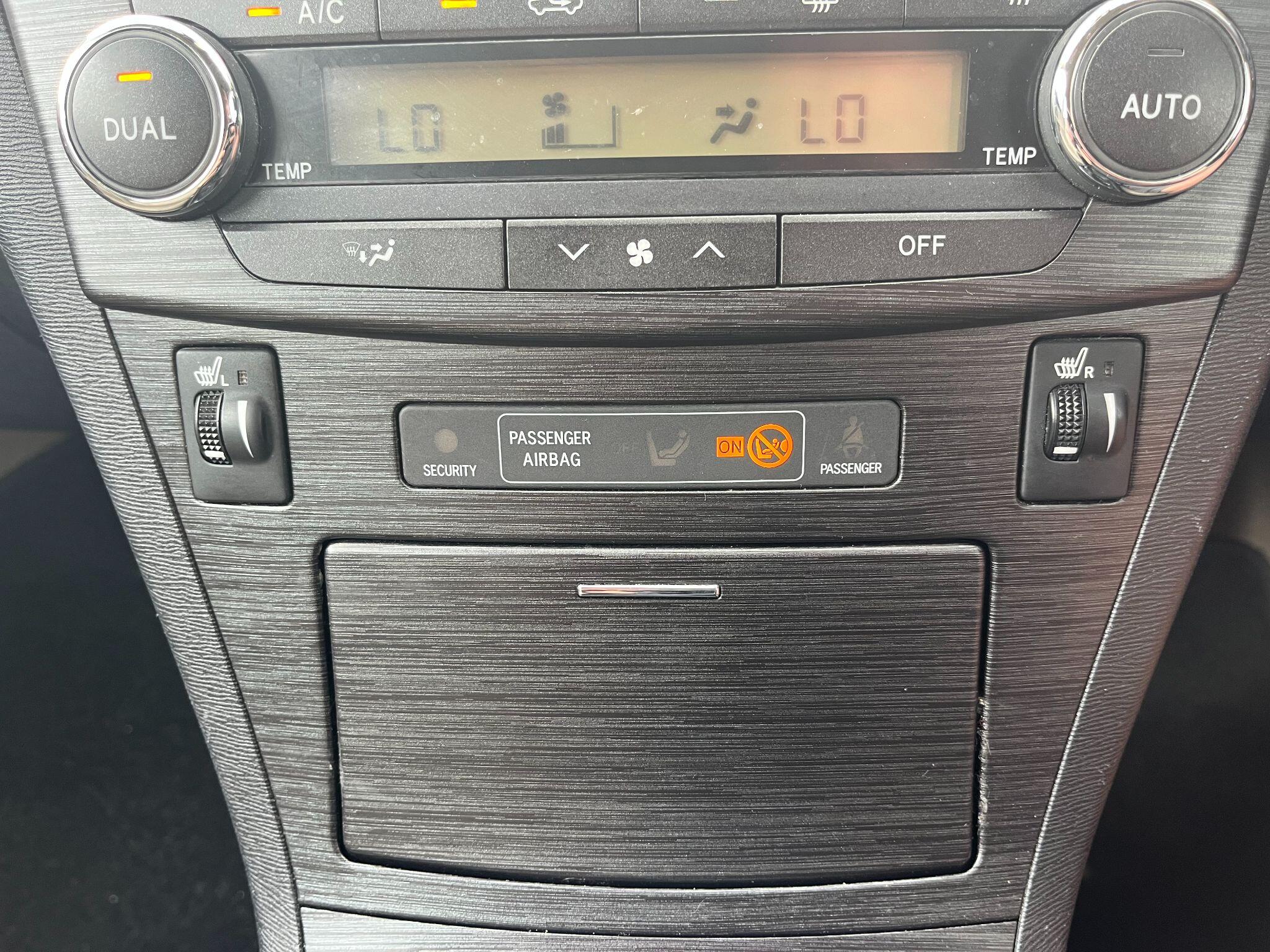 Toyota Avensis 2.2 D-4D T4 Euro 5 4dr 4dr Manual 2025