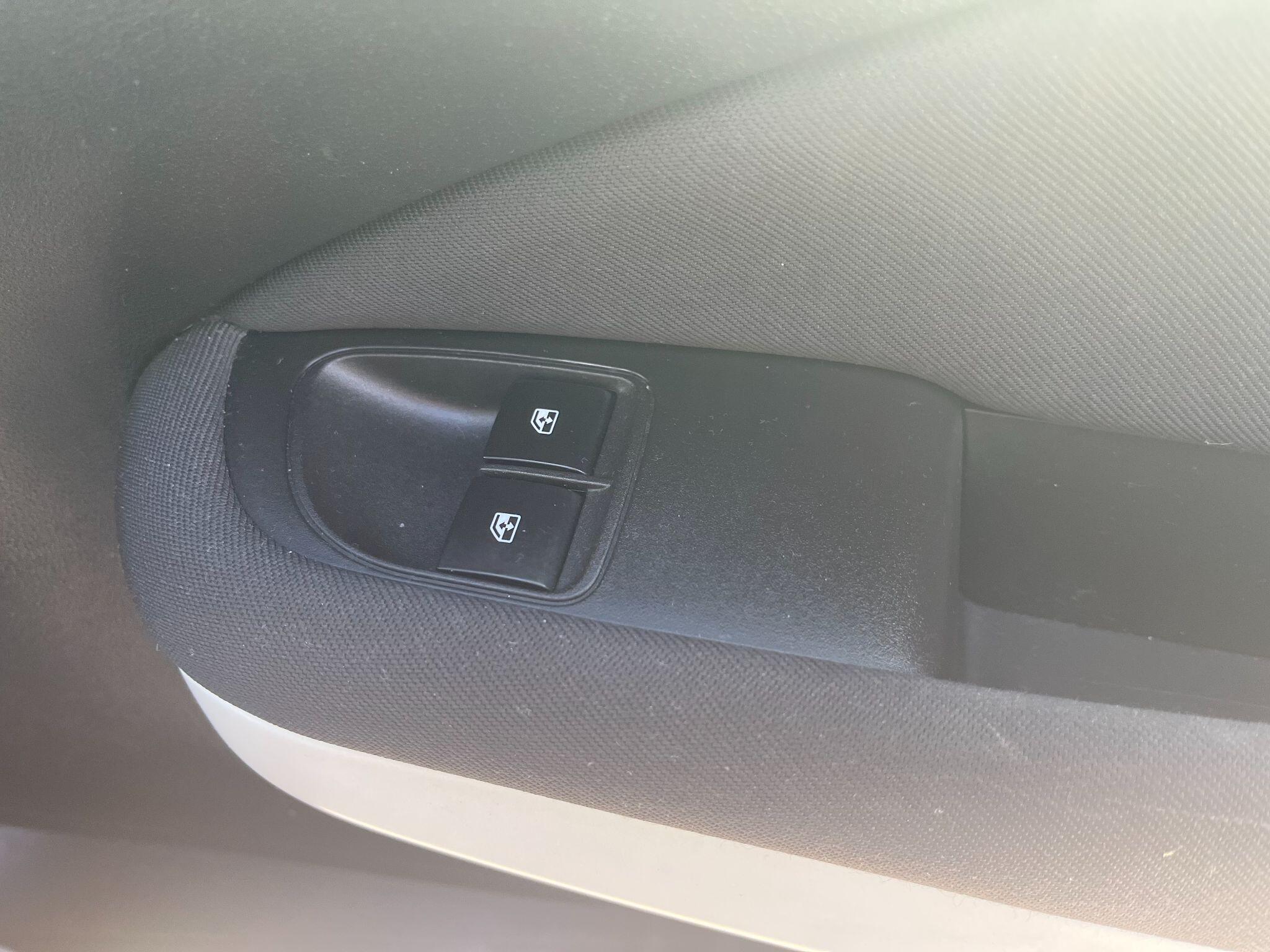 Vauxhall ADAM 1.2 16v JAM Euro 5 3dr 3dr Manual 2025