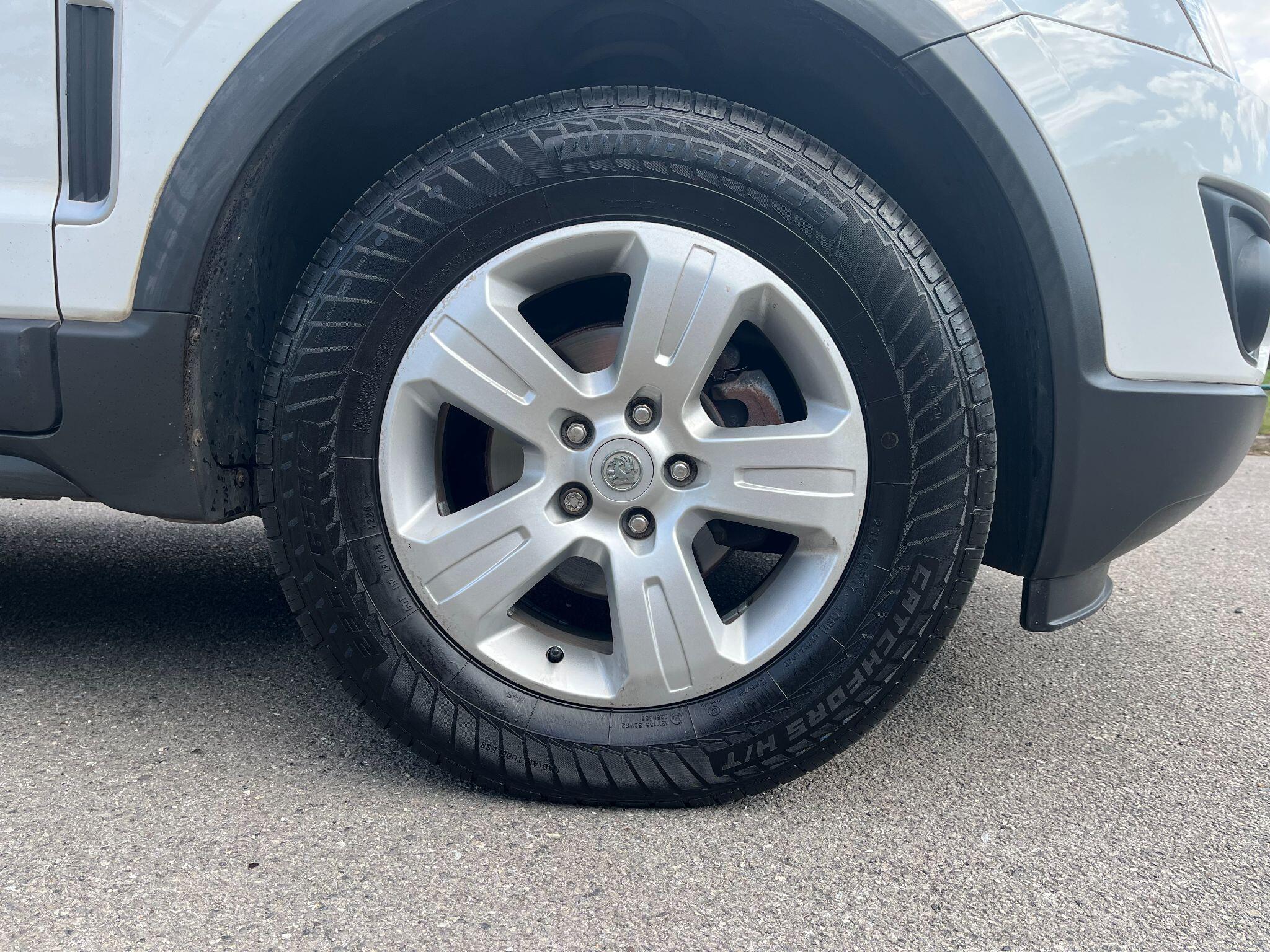 Vauxhall Antara 2.2 CDTi Diamond 2WD Euro 5 (s/s) 5dr 5dr Manual 2025