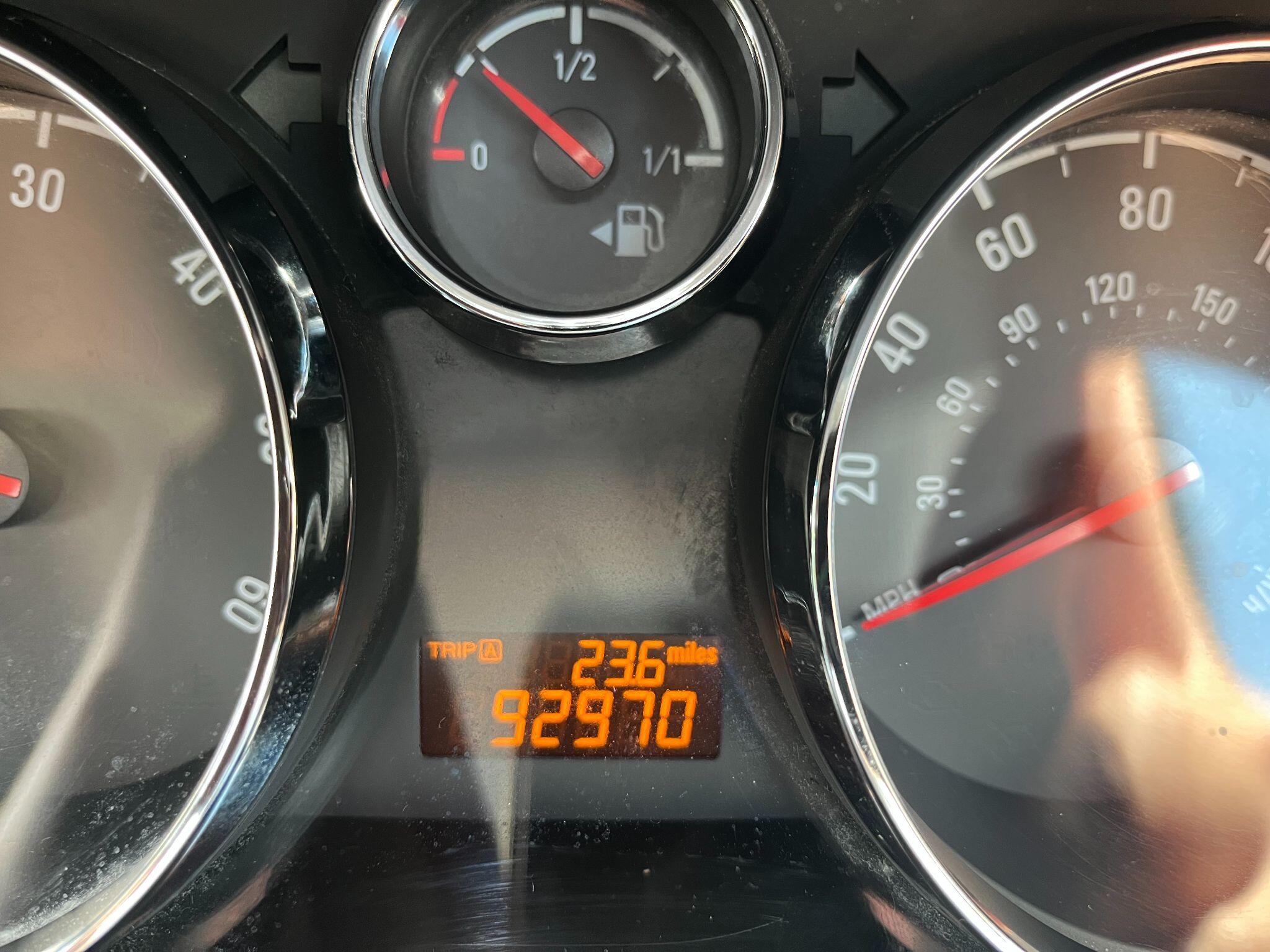 Vauxhall Antara 2.2 CDTi Diamond 2WD Euro 5 (s/s) 5dr 5dr Manual 2025