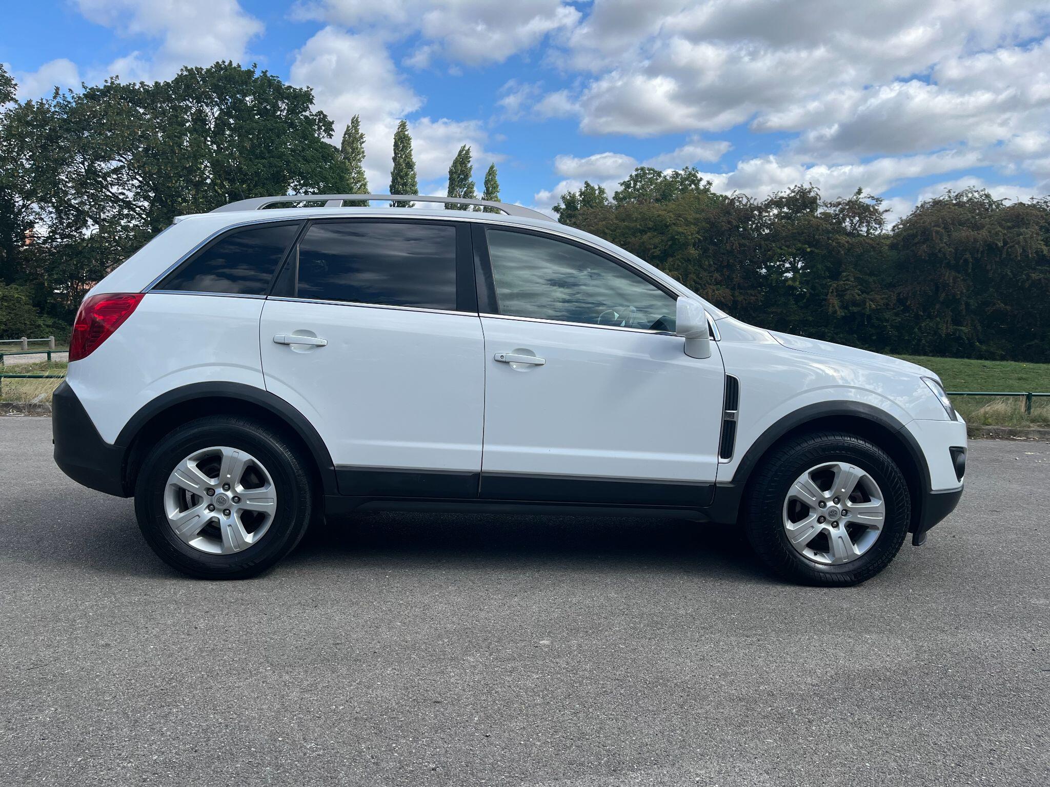 Vauxhall Antara 2.2 CDTi Diamond 2WD Euro 5 (s/s) 5dr 5dr Manual 2025