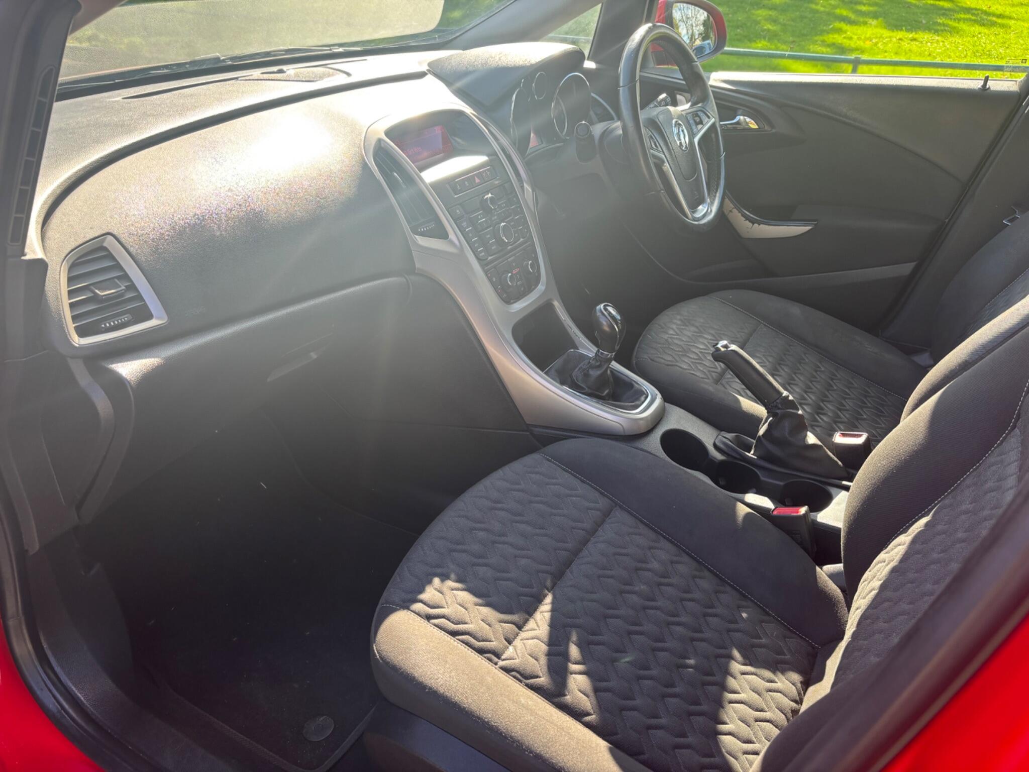 Vauxhall Astra 1.4 16v Energy Euro 5 5dr 5dr Manual 2025