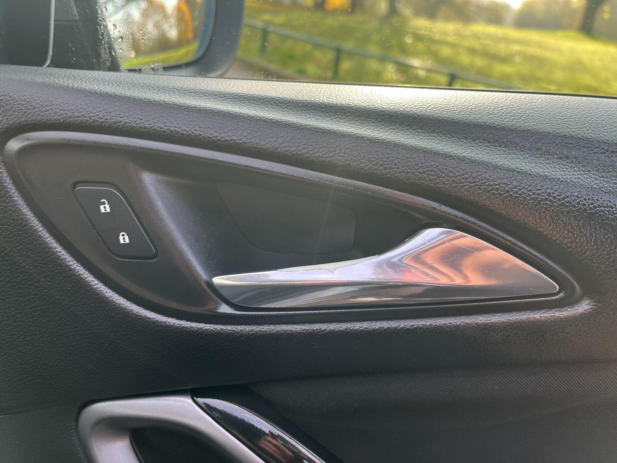 Vauxhall Astra 1.6 CDTi ecoFLEX Design Euro 6 (s/s) 5dr 5dr Manual 2025