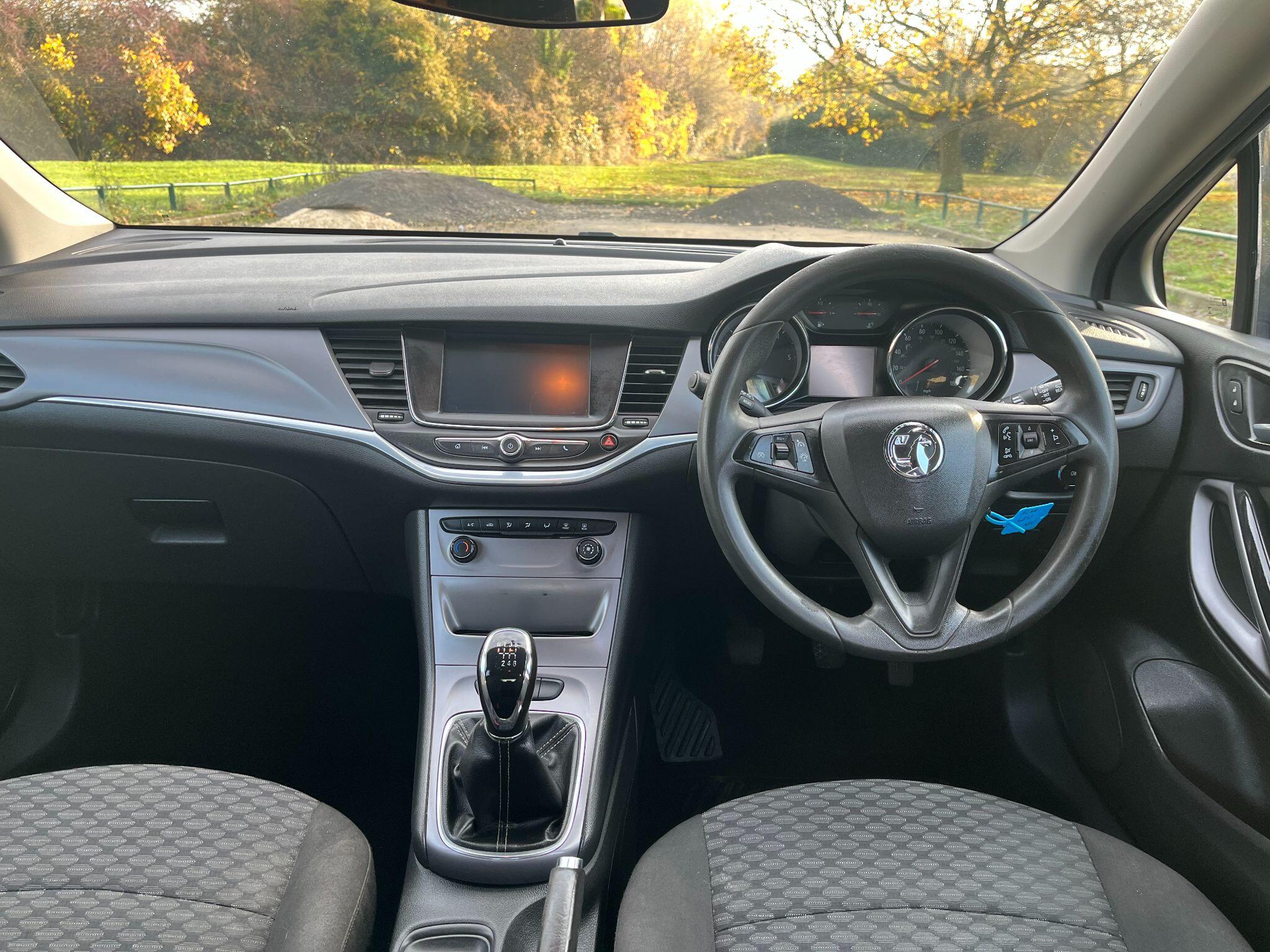 Vauxhall Astra 1.6 CDTi ecoFLEX Design Euro 6 (s/s) 5dr 5dr Manual 2025