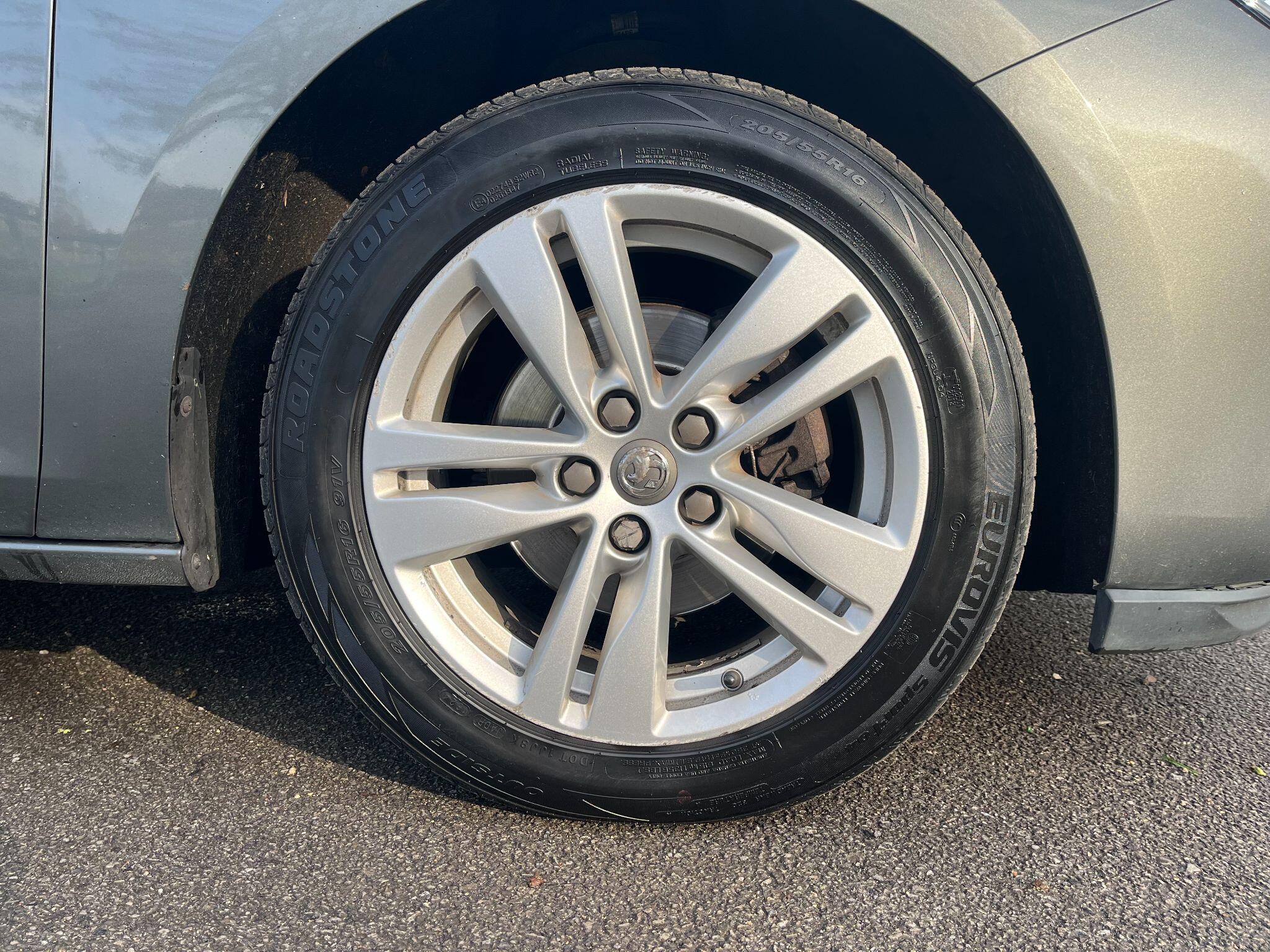 Vauxhall Astra 1.6 CDTi ecoFLEX Design Euro 6 (s/s) 5dr 5dr Manual 2025