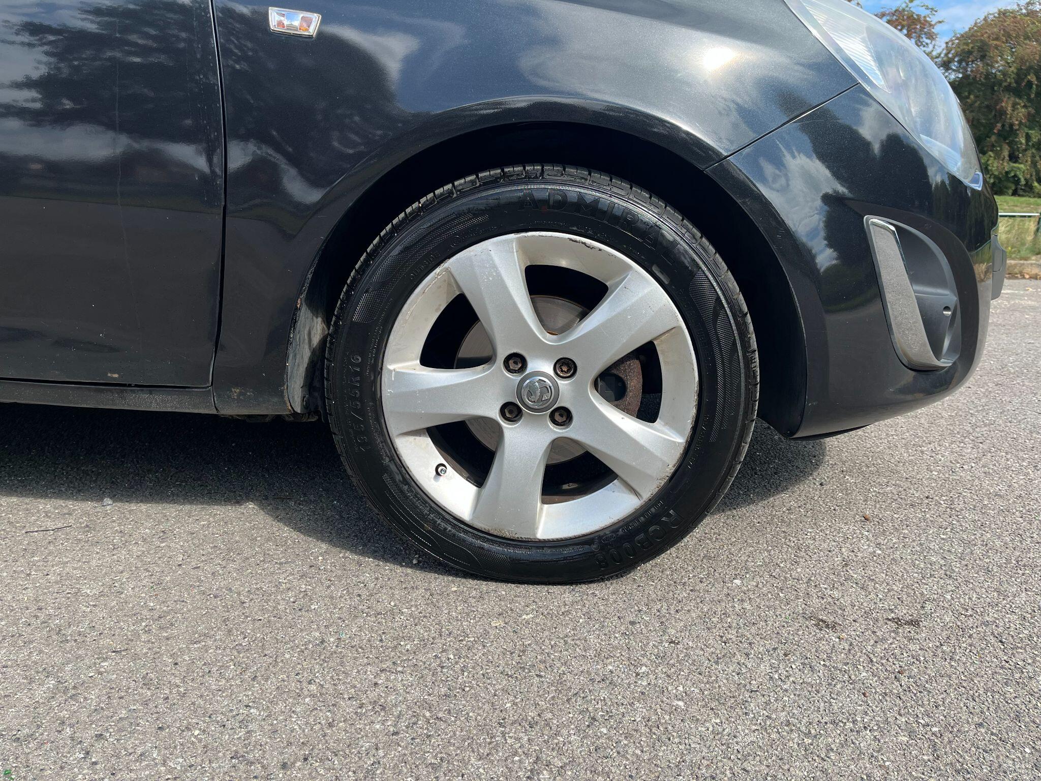 Vauxhall Corsa 1.2i ecoFLEX 16V SXi Euro 5 (s/s) 3dr (A/C) 3dr Manual 2025