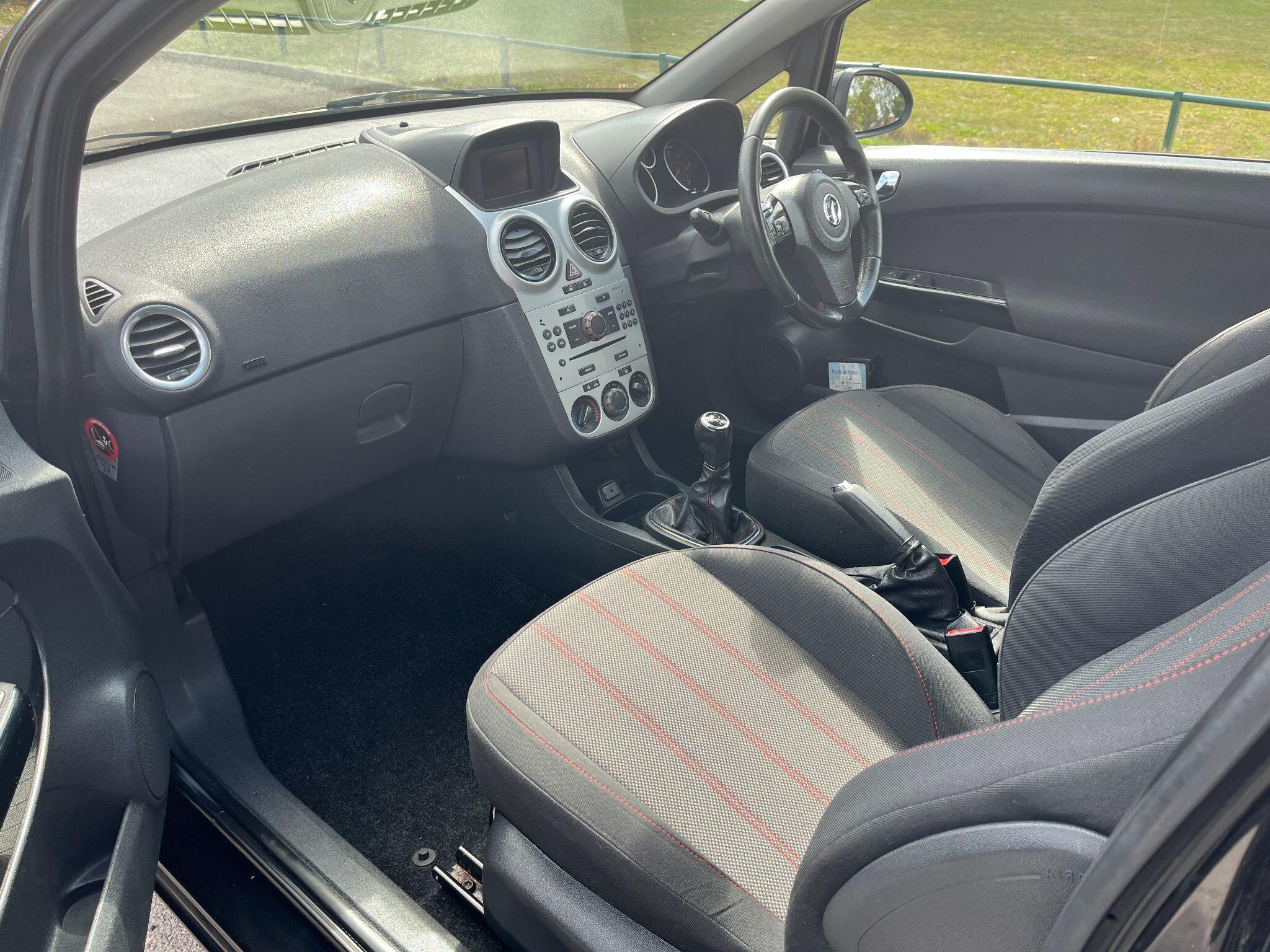 Vauxhall Corsa 1.2i ecoFLEX 16V SXi Euro 5 (s/s) 3dr (A/C) 3dr Manual 2025