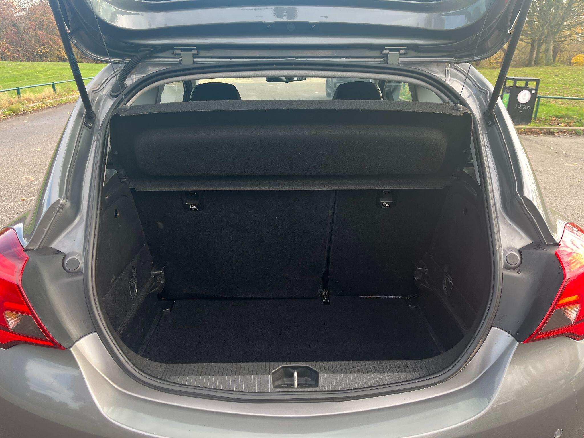 Vauxhall Corsa 1.4i SE Auto Euro 6 3dr 3dr Automatic 2025