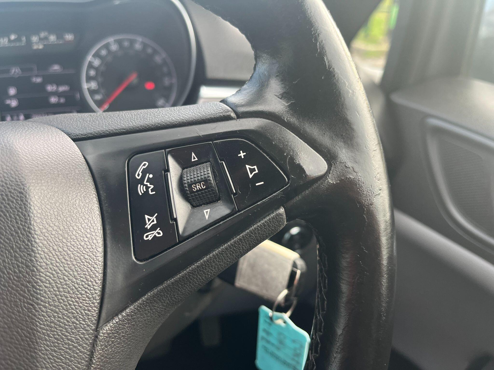 Vauxhall Corsa 1.4i SE Auto Euro 6 3dr 3dr Automatic 2025