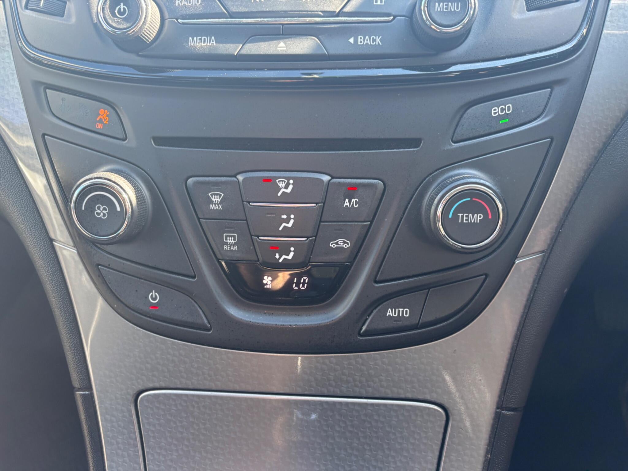 Vauxhall Insignia 2.0 CDTi ecoFLEX Design Nav Euro 6 (s/s) 5dr 5dr Manual 2025