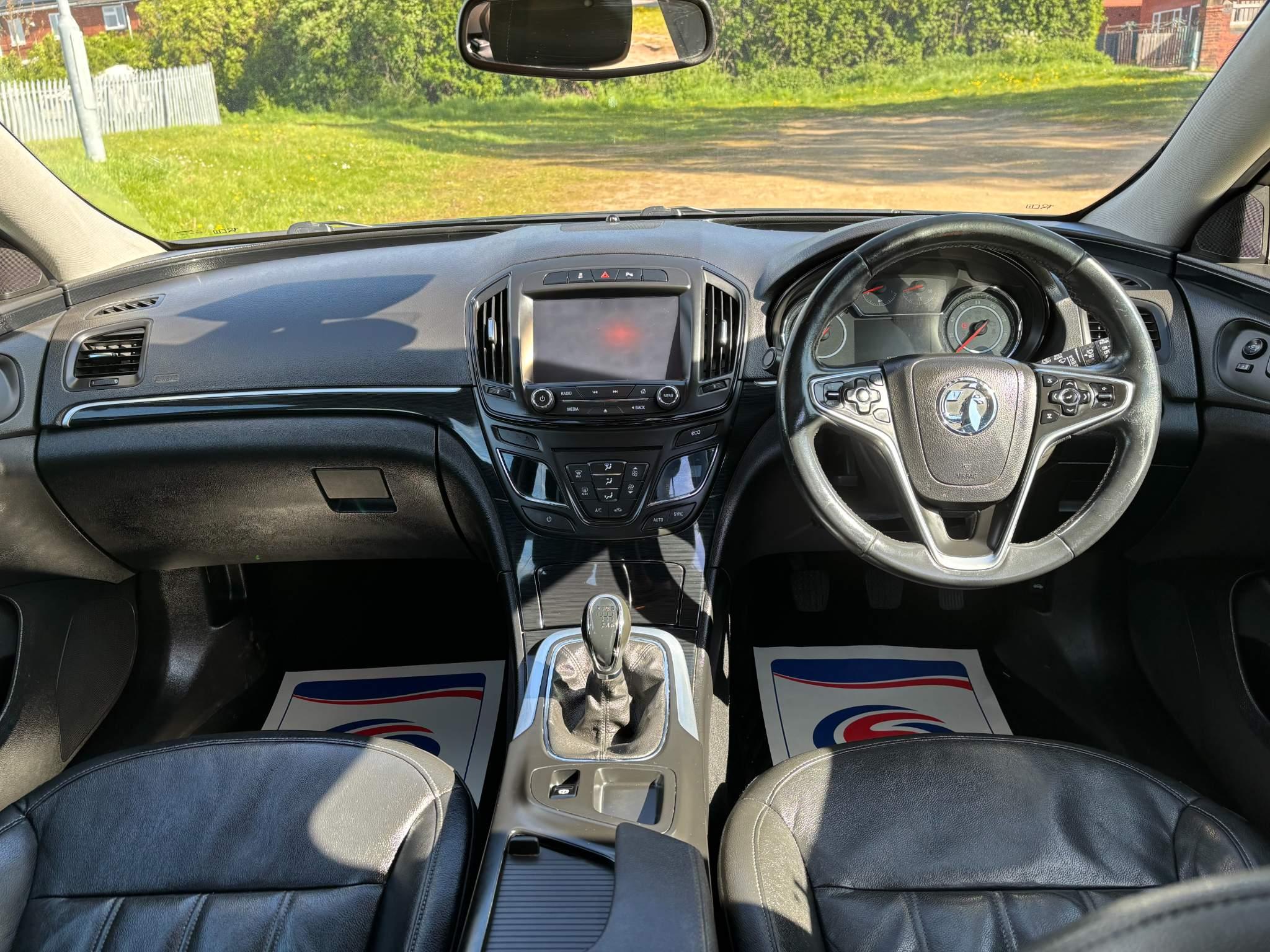 Vauxhall Insignia 2.0 CDTi ecoFLEX Elite Nav Euro 5 (s/s) 5dr 5dr Manual 2025