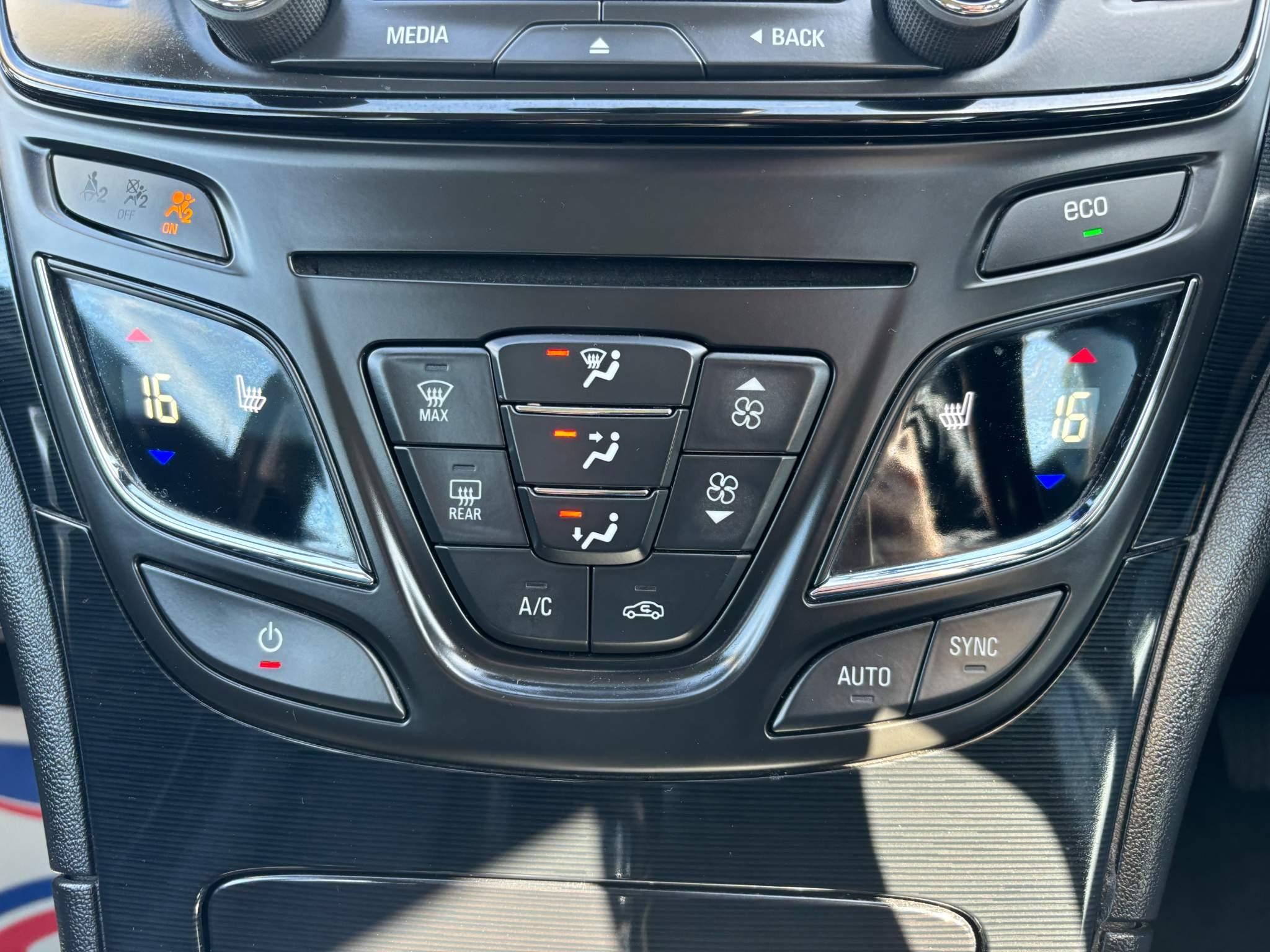 Vauxhall Insignia 2.0 CDTi ecoFLEX Elite Nav Euro 5 (s/s) 5dr 5dr Manual 2025