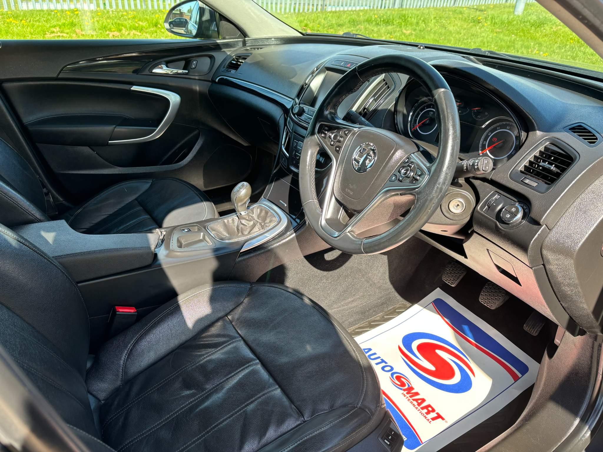 Vauxhall Insignia 2.0 CDTi ecoFLEX Elite Nav Euro 5 (s/s) 5dr 5dr Manual 2025