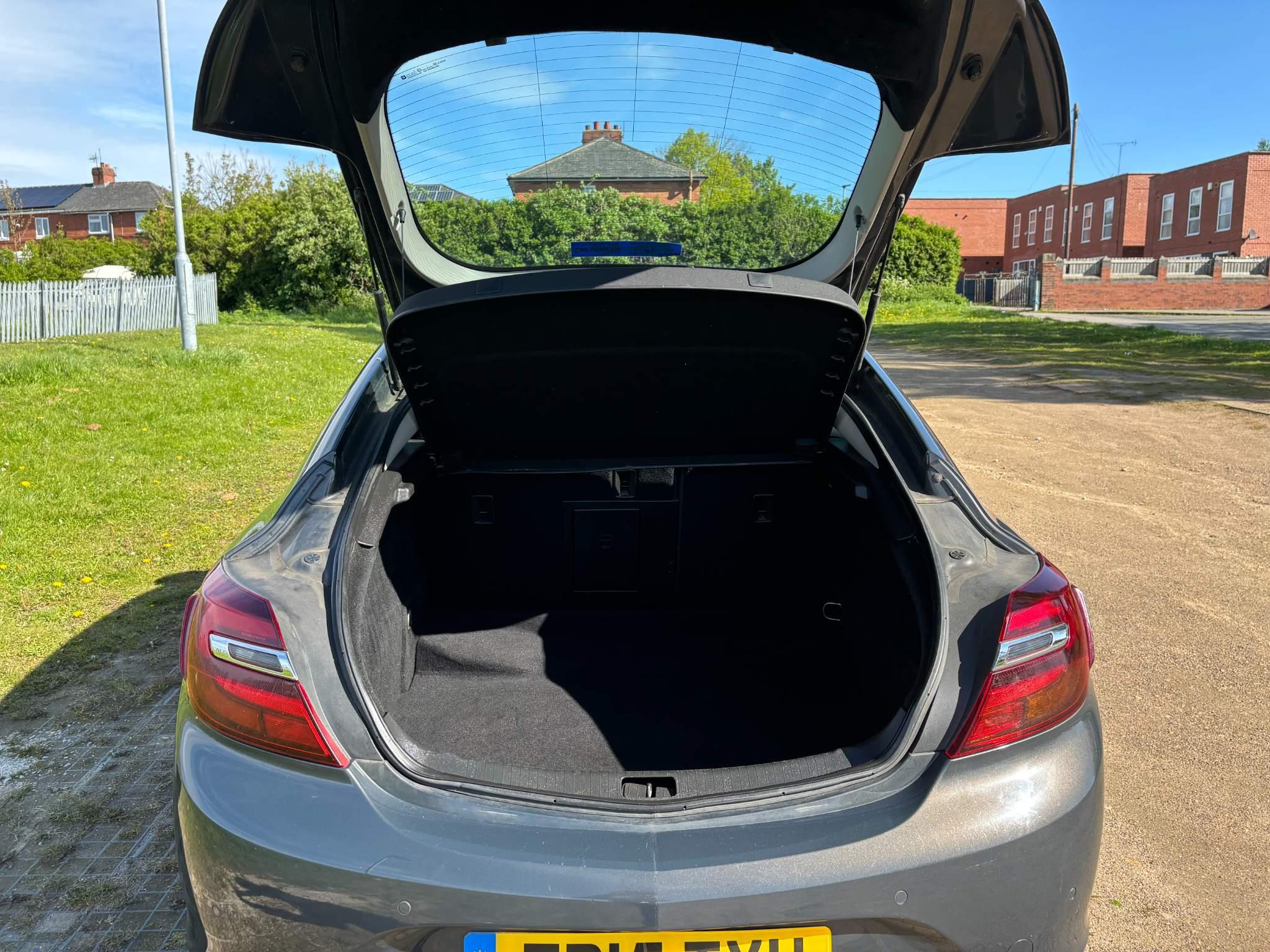 Vauxhall Insignia 2.0 CDTi ecoFLEX Elite Nav Euro 5 (s/s) 5dr 5dr Manual 2025