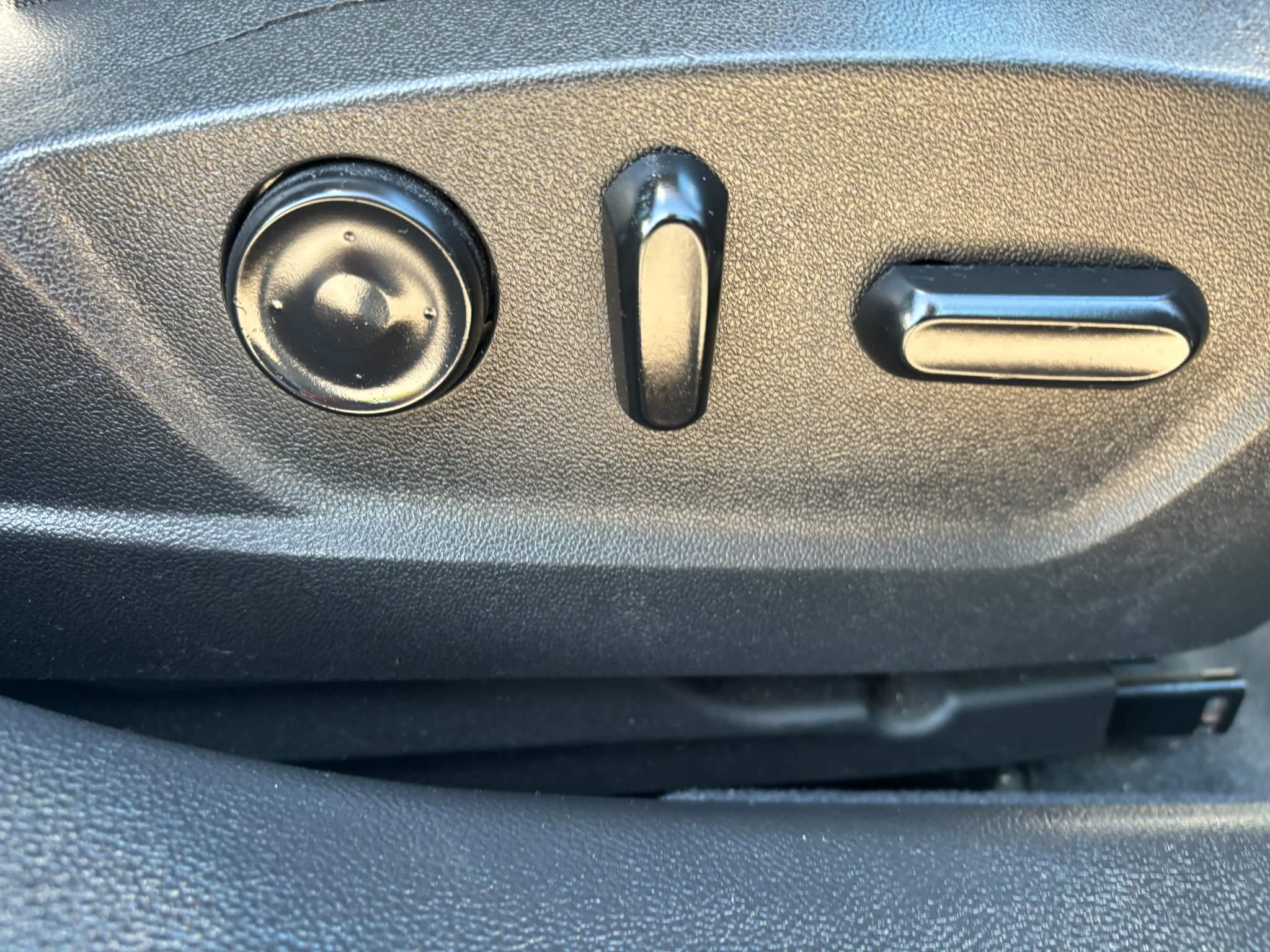 Vauxhall Insignia 2.0 CDTi ecoFLEX Elite Nav Euro 5 (s/s) 5dr 5dr Manual 2025