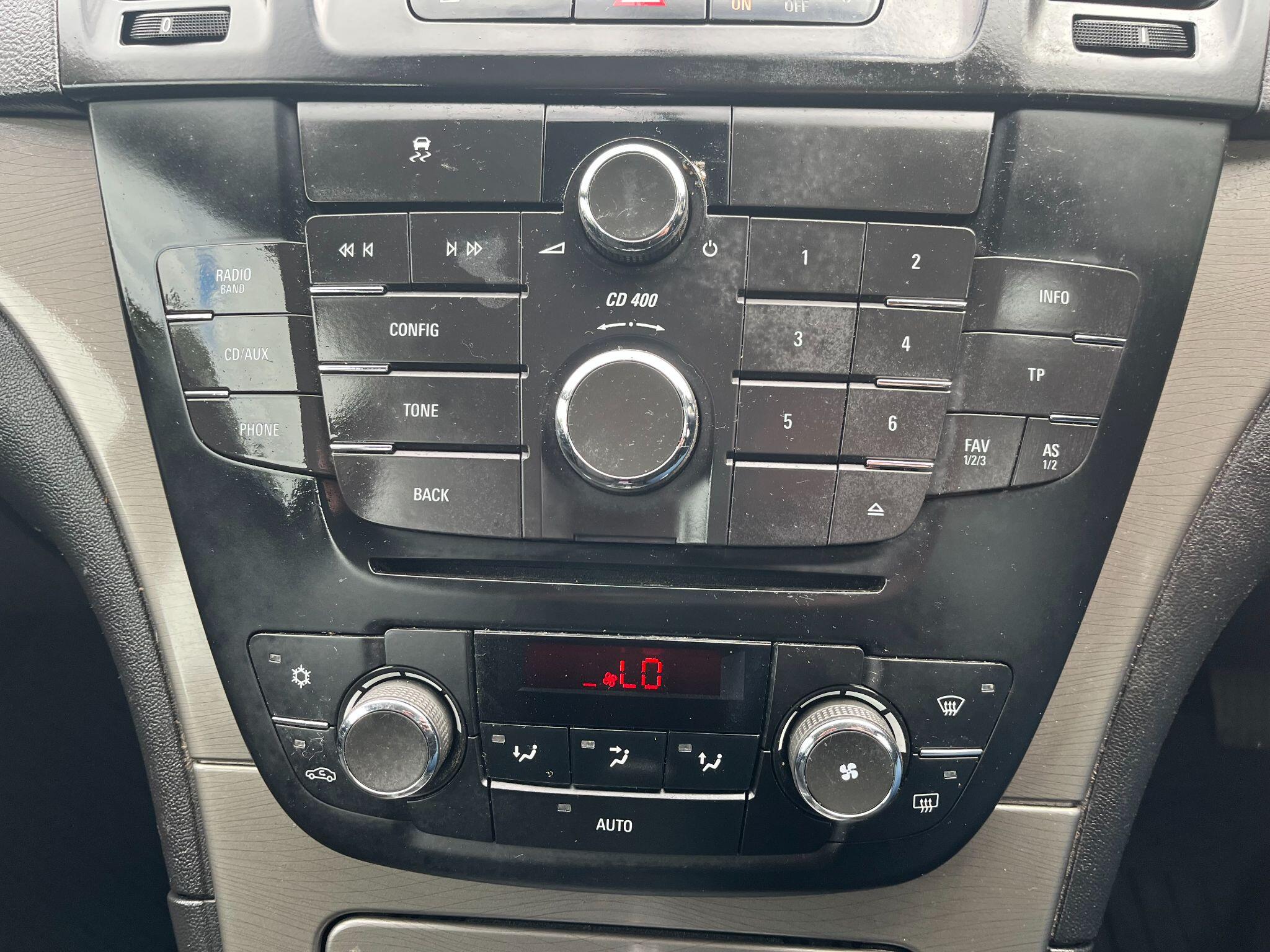 Vauxhall Insignia 2.0 CDTi ecoFLEX Exclusiv Sports Tourer Euro 5 (s/s) 5dr 5dr Manual 2025