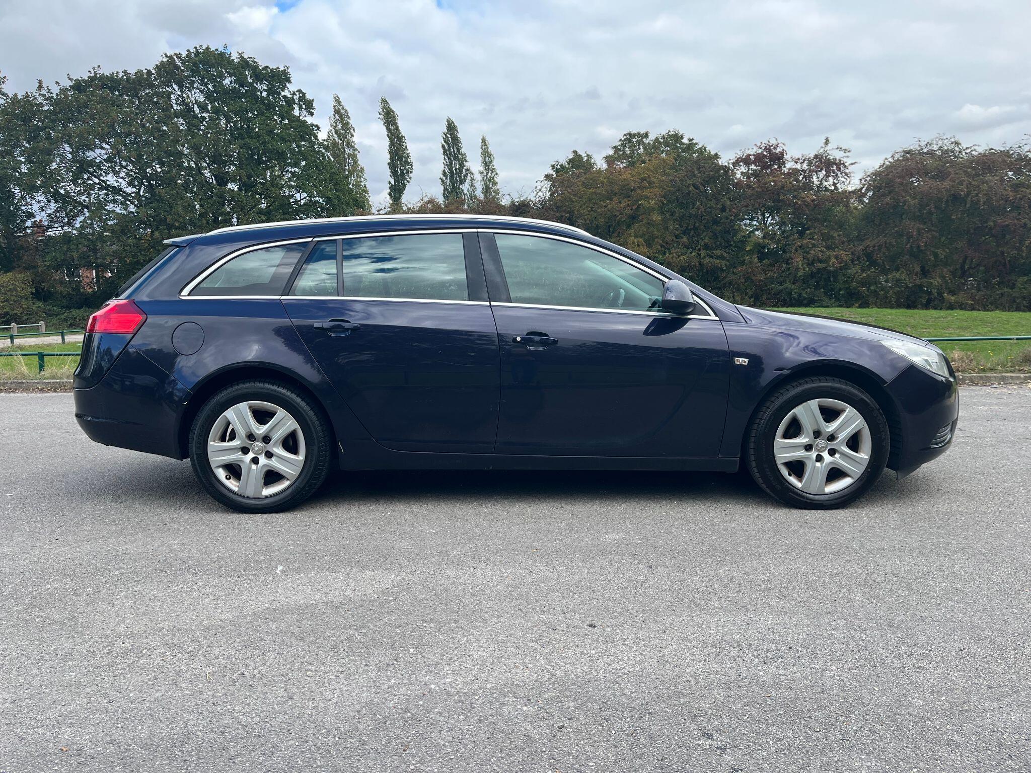 Vauxhall Insignia 2.0 CDTi ecoFLEX Exclusiv Sports Tourer Euro 5 (s/s) 5dr 5dr Manual 2025