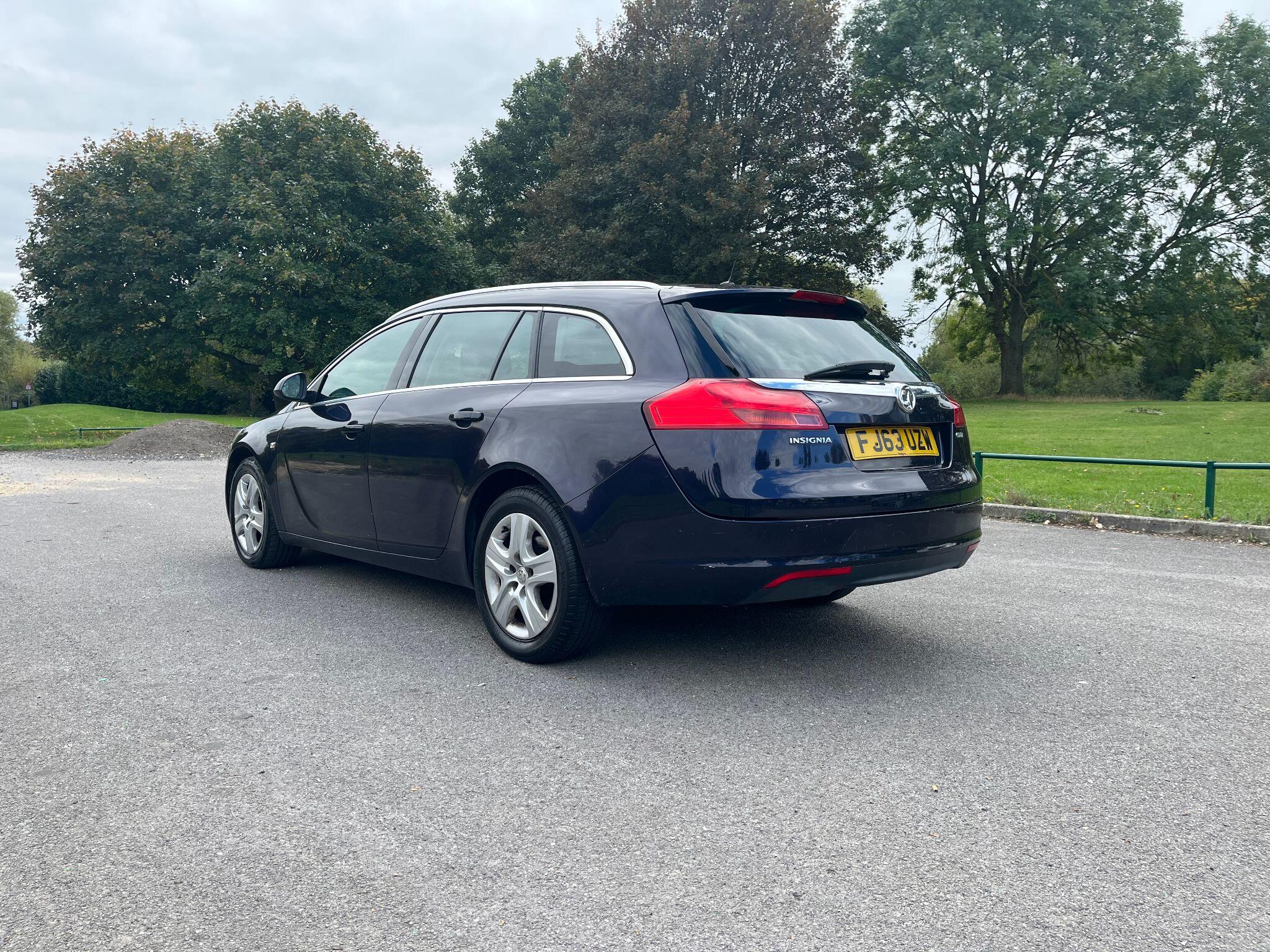 Vauxhall Insignia 2.0 CDTi ecoFLEX Exclusiv Sports Tourer Euro 5 (s/s) 5dr 5dr Manual 2025