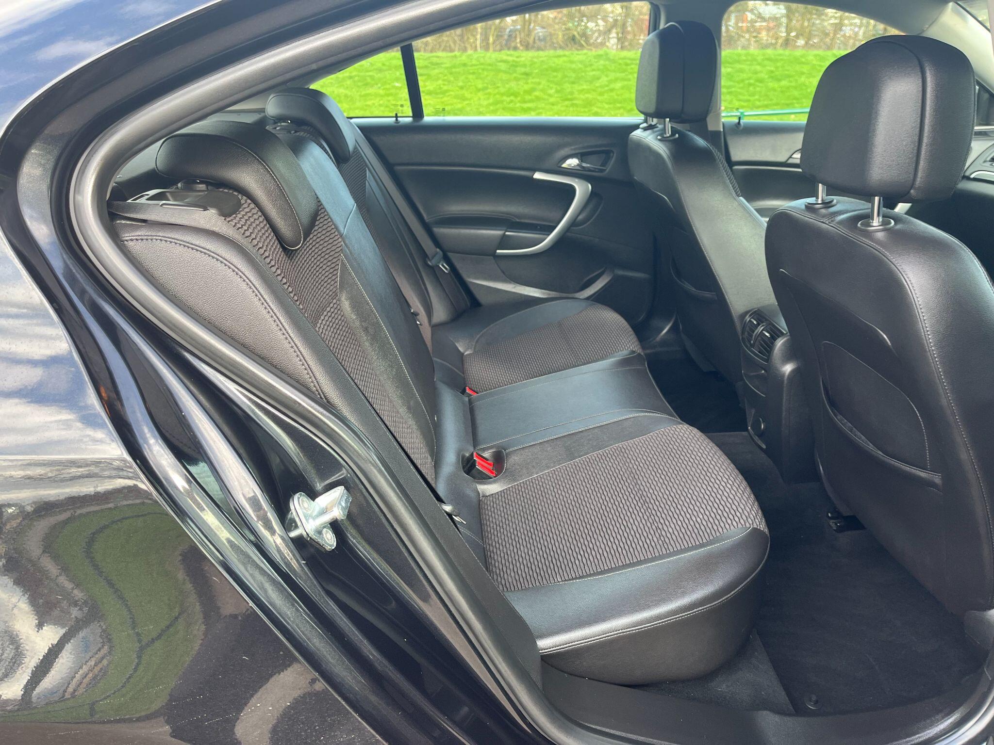 Vauxhall Insignia 2.0 CDTi ecoFLEX Tech Line Euro 5 (s/s) 5dr 5dr Manual 2026