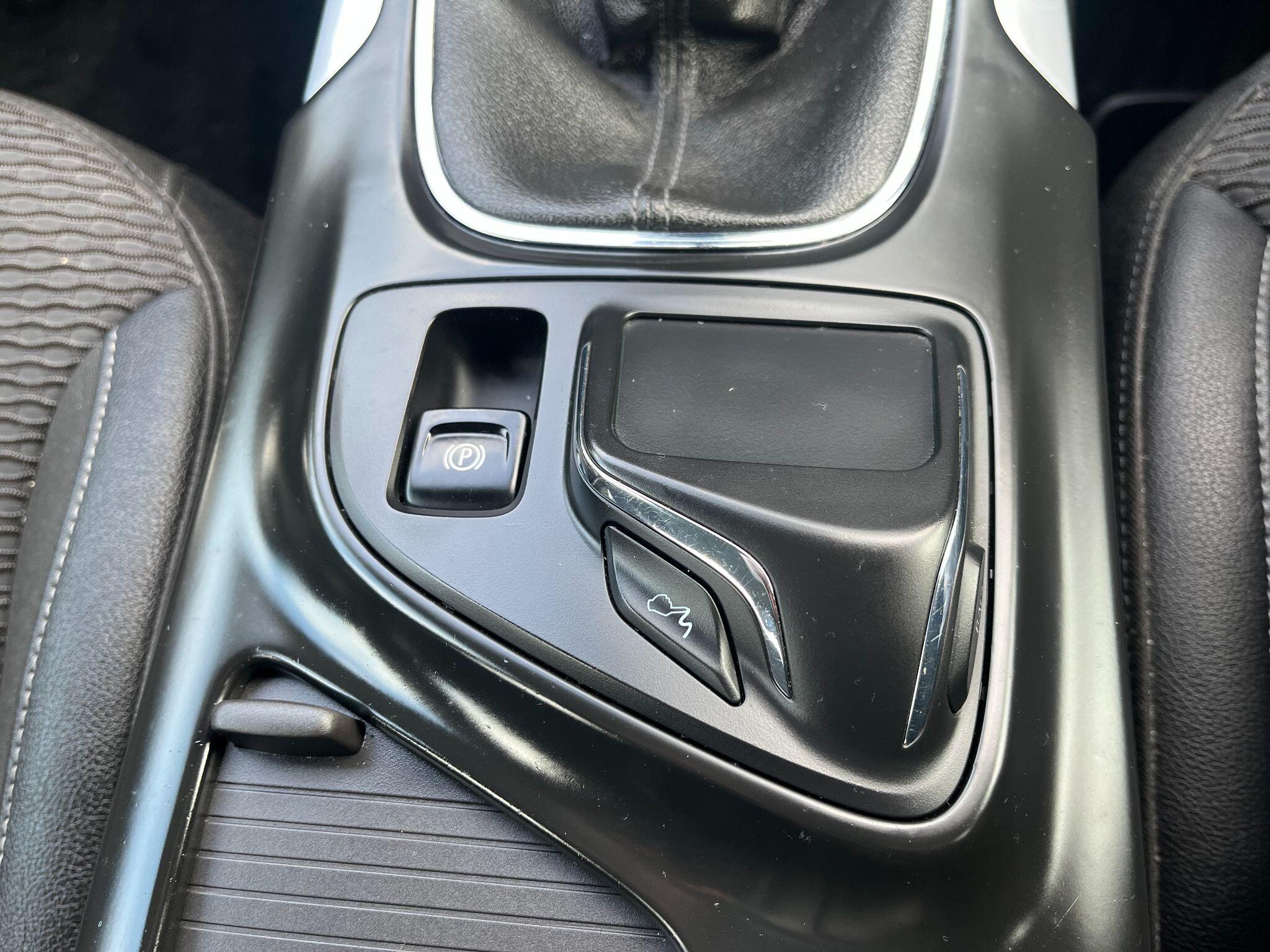 Vauxhall Insignia 2.0 CDTi ecoFLEX Tech Line Euro 5 (s/s) 5dr 5dr Manual 2026