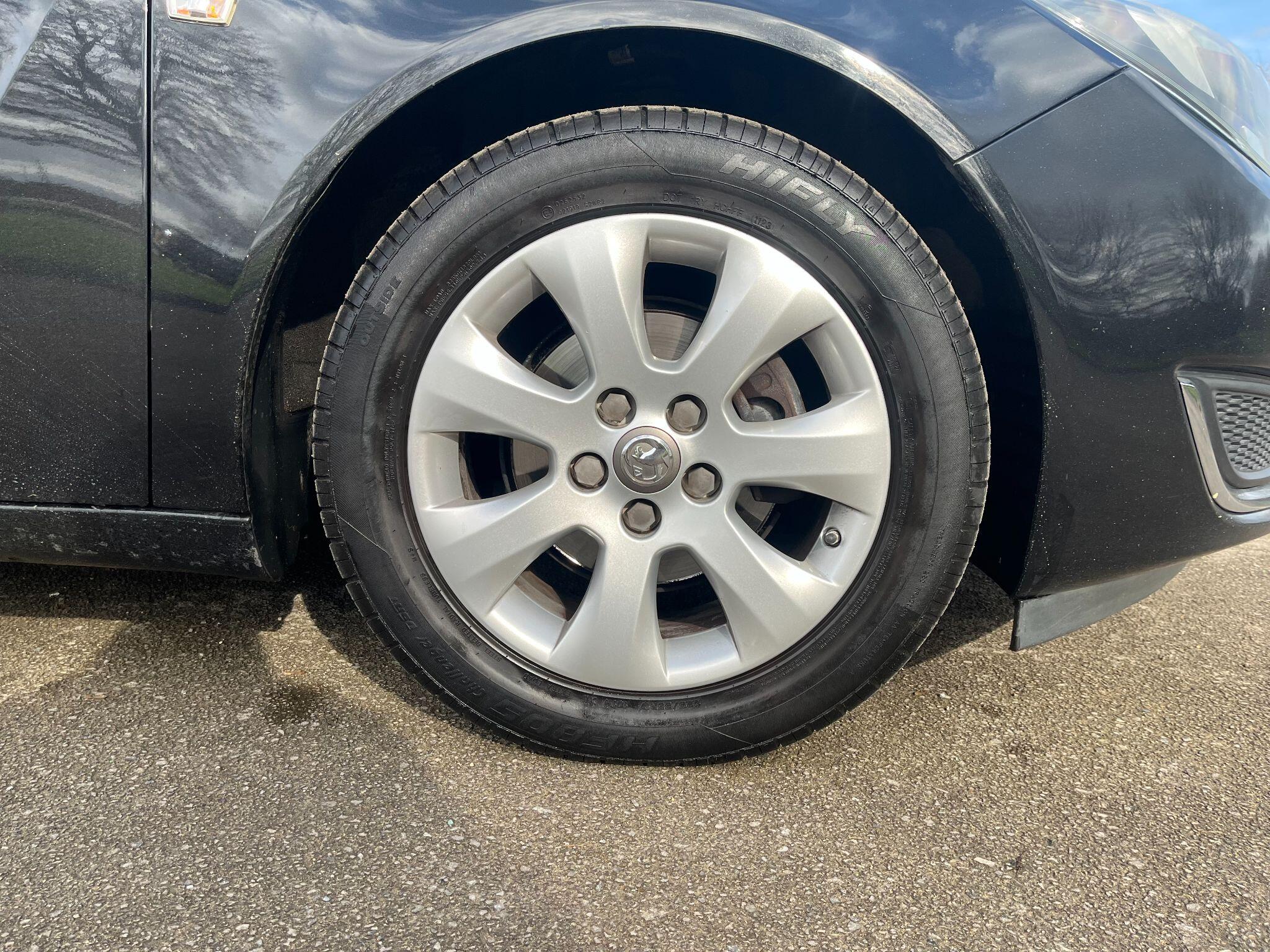 Vauxhall Insignia 2.0 CDTi ecoFLEX Tech Line Euro 5 (s/s) 5dr 5dr Manual 2026