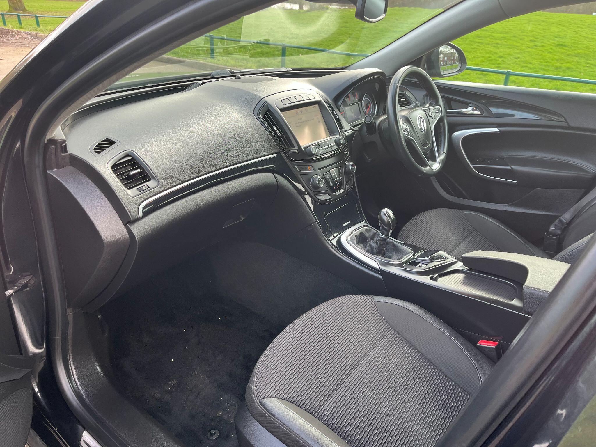 Vauxhall Insignia 2.0 CDTi ecoFLEX Tech Line Euro 5 (s/s) 5dr 5dr Manual 2026