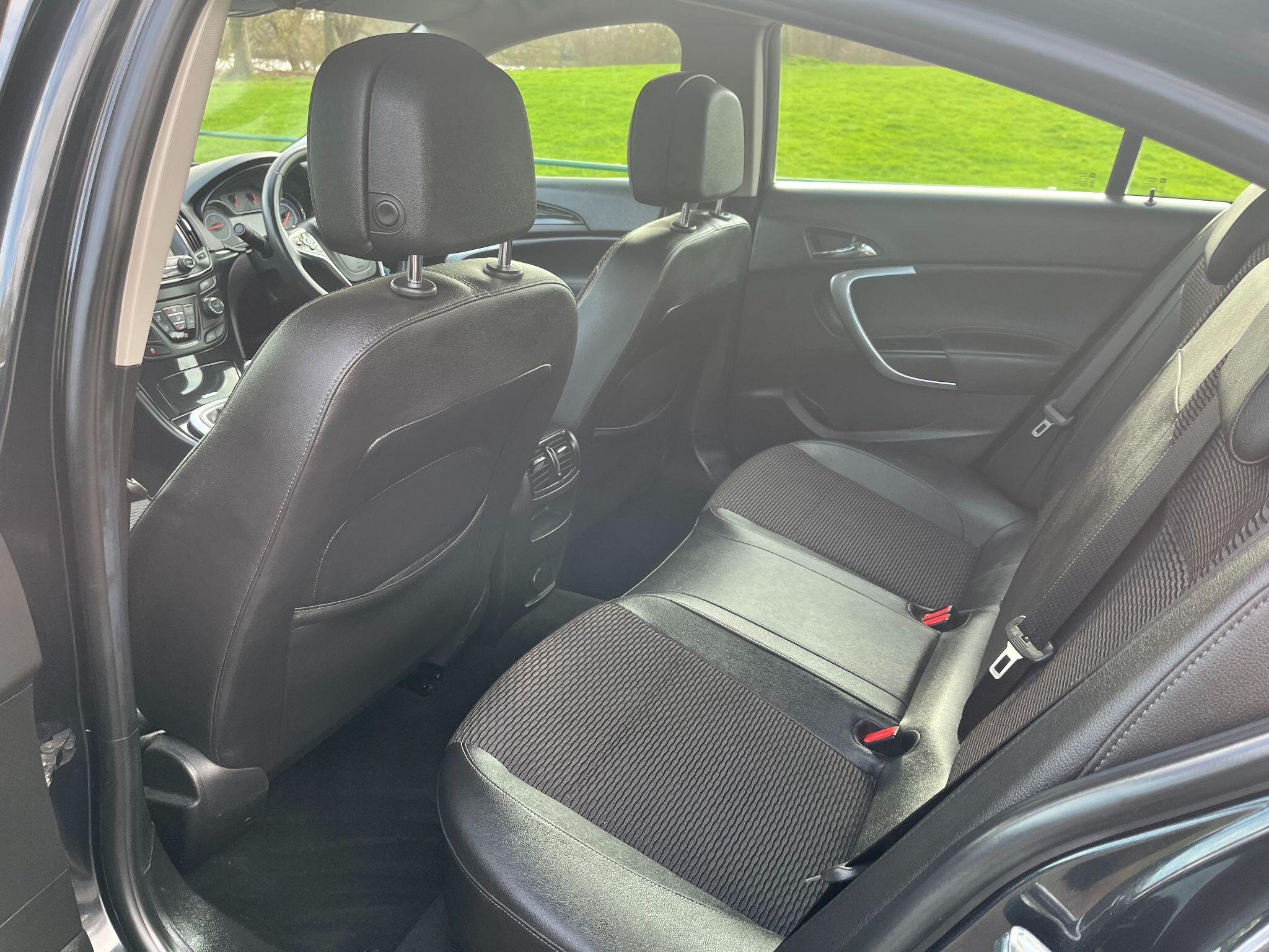 Vauxhall Insignia 2.0 CDTi ecoFLEX Tech Line Euro 5 (s/s) 5dr 5dr Manual 2026