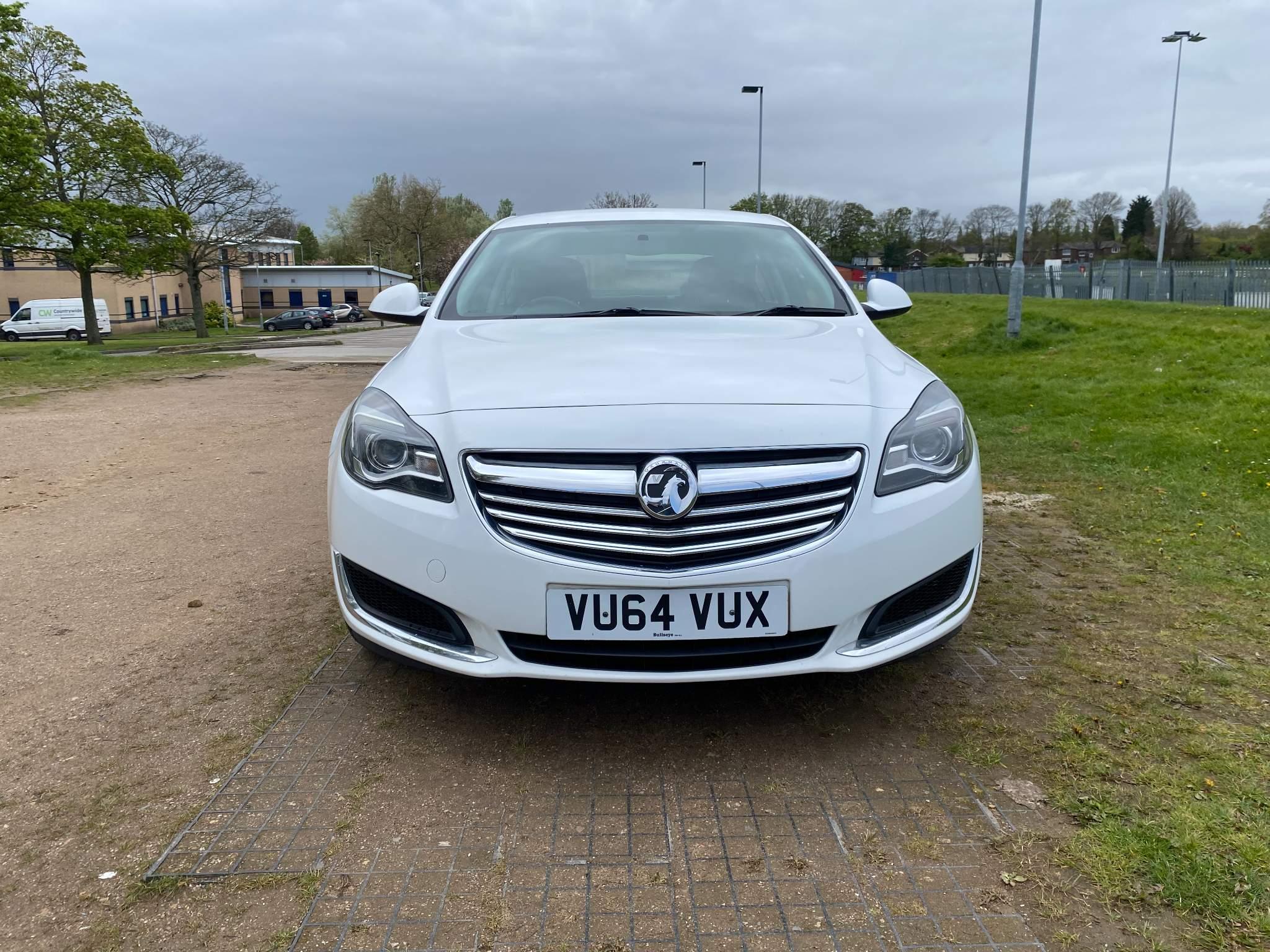 Vauxhall Insignia 2.0L DESIGN CDTI Saloon 4dr Diesel Manual Euro 5 (128 bhp) 4dr Manual 2025