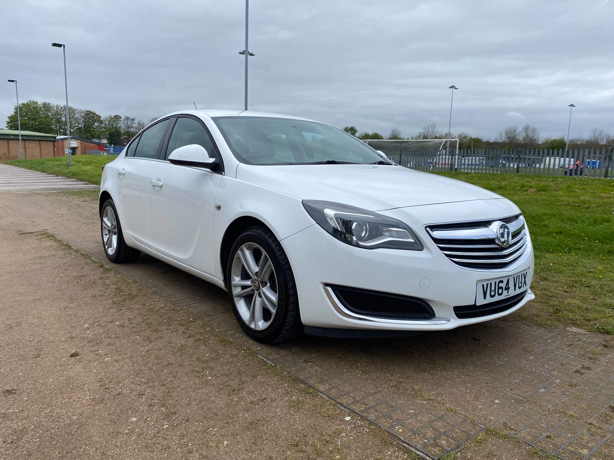 Vauxhall Insignia 2.0L DESIGN CDTI Saloon 4dr Diesel Manual Euro 5 (128 bhp) 4dr Manual 2025