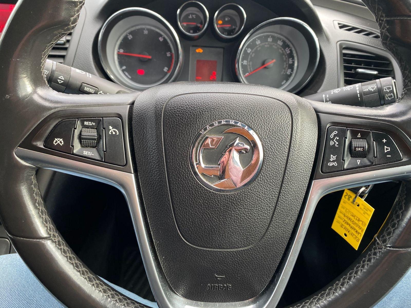 Vauxhall Insignia 2.0L EXCLUSIV CDTI Hatchback 5dr Diesel Manual Euro 5 (128 bhp) 5dr Manual 2025