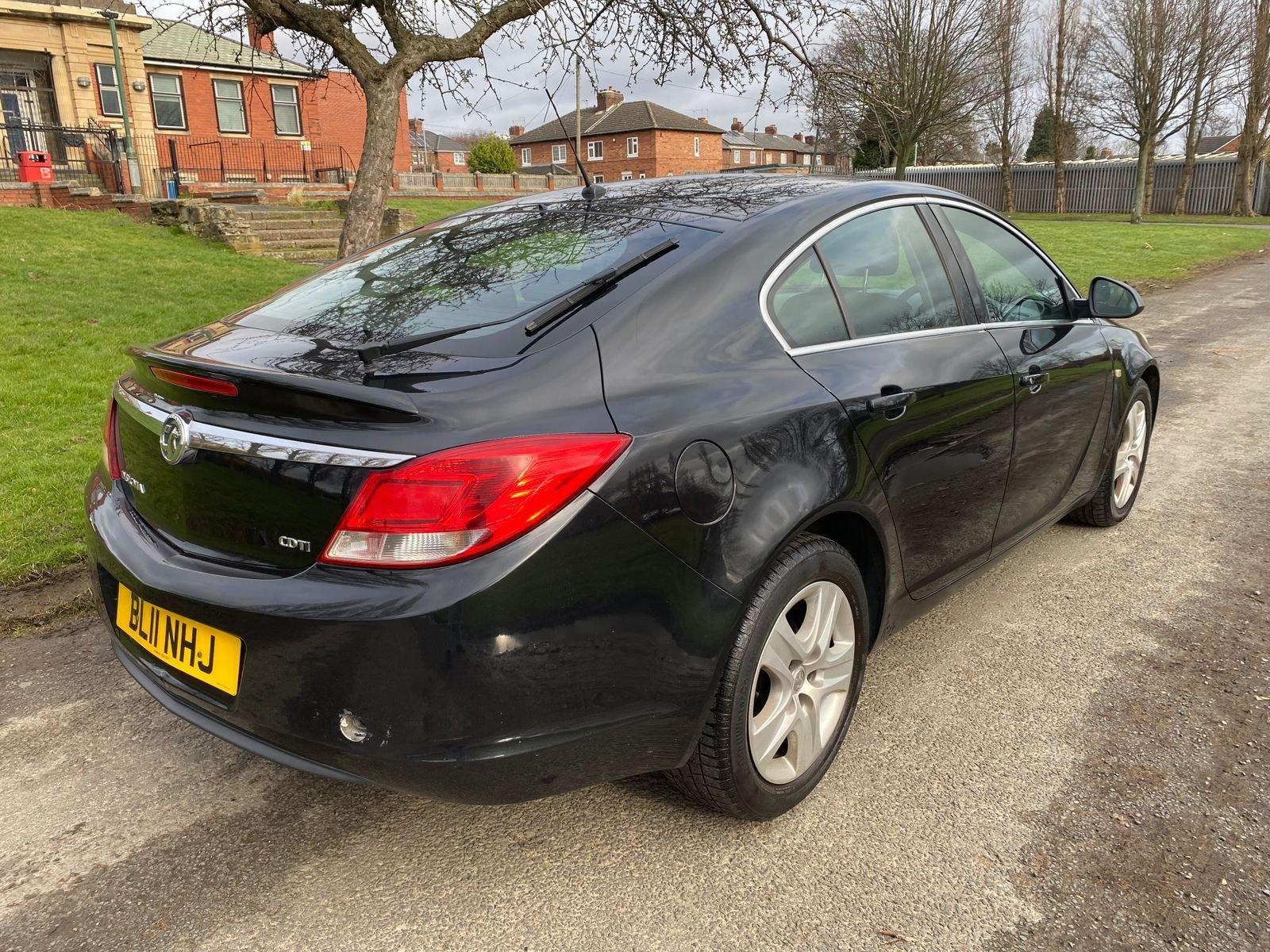 Vauxhall Insignia 2.0L EXCLUSIV CDTI Hatchback 5dr Diesel Manual Euro 5 (128 bhp) 5dr Manual 2025