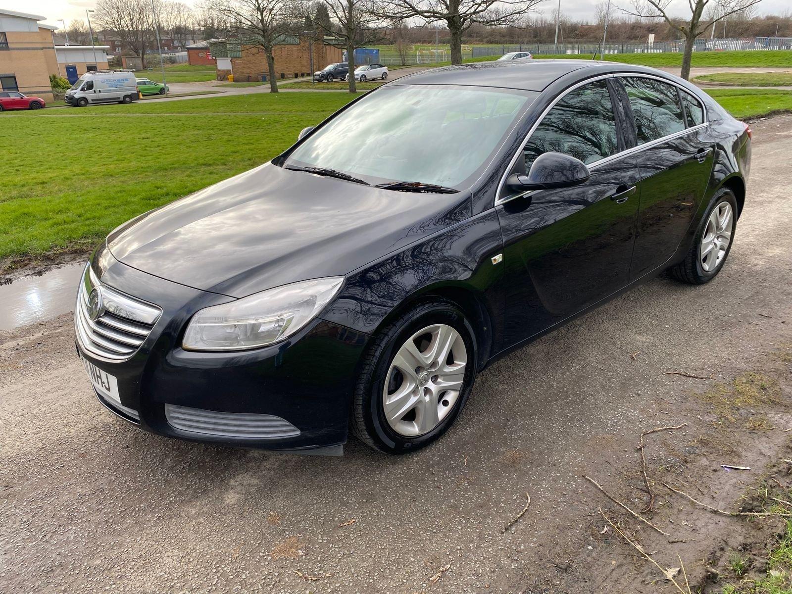 Vauxhall Insignia 2.0L EXCLUSIV CDTI Hatchback 5dr Diesel Manual Euro 5 (128 bhp) 5dr Manual 2025