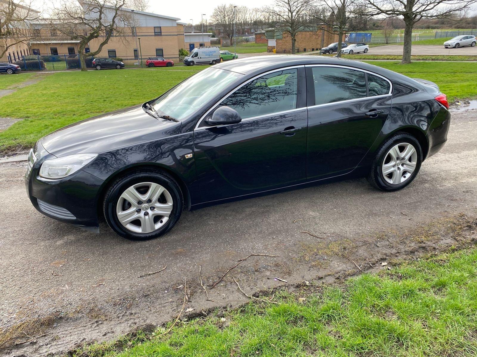 Vauxhall Insignia 2.0L EXCLUSIV CDTI Hatchback 5dr Diesel Manual Euro 5 (128 bhp) 5dr Manual 2025