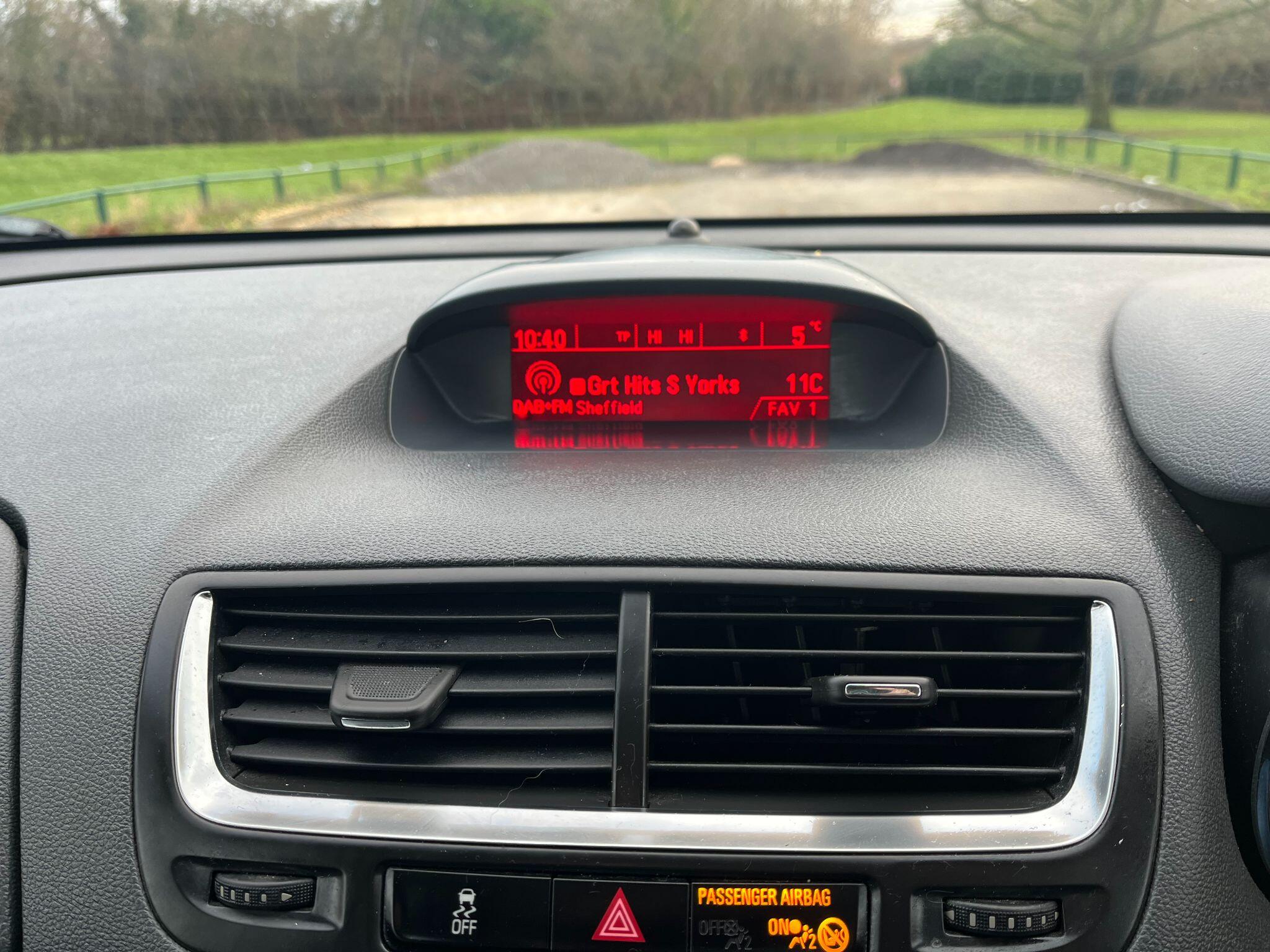 Vauxhall Mokka 1.6 CDTi SE 2WD Euro 6 (s/s) 5dr 5dr Manual 2026