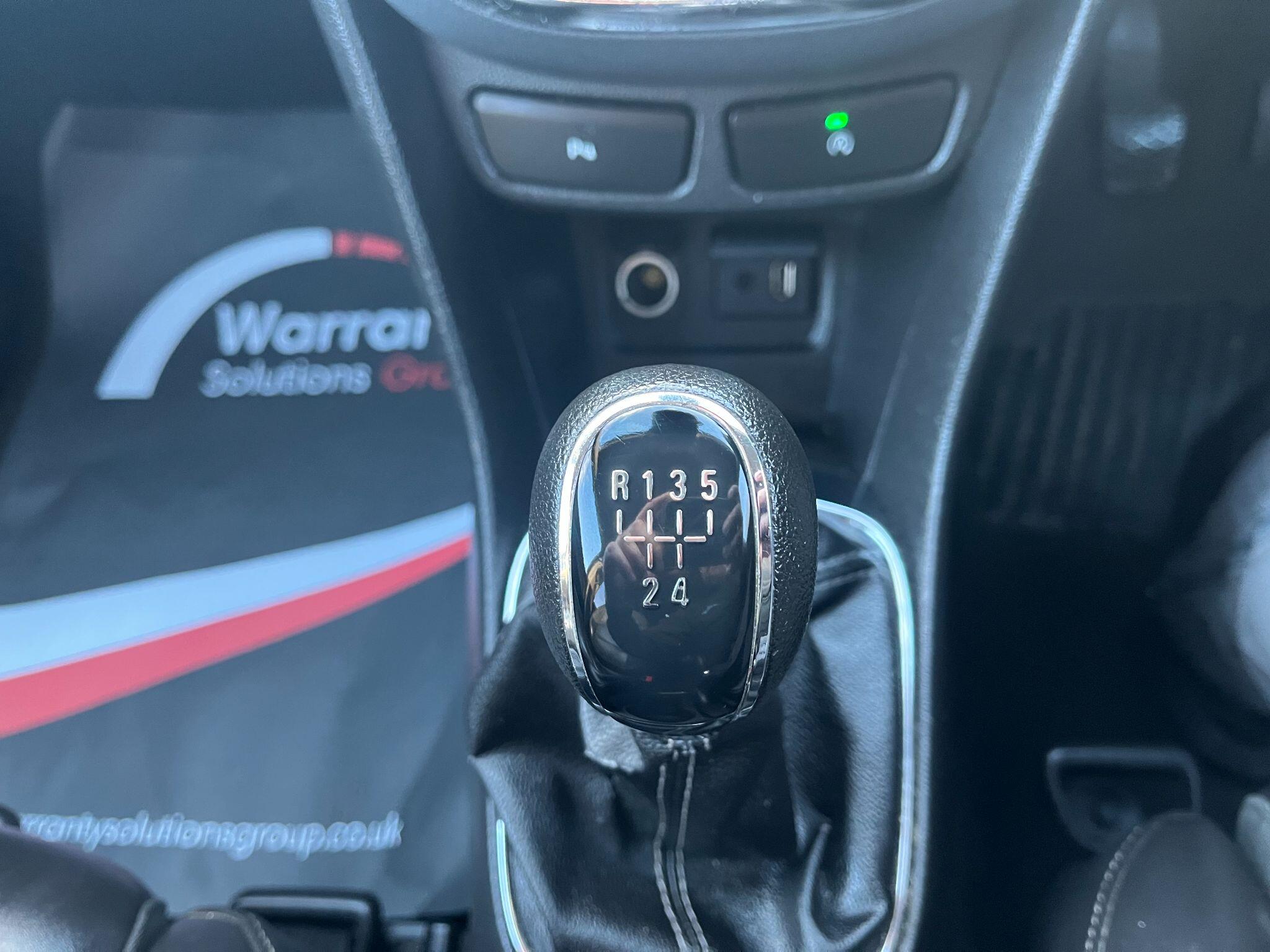 Vauxhall Mokka 1.6 SE 2WD Euro 5 (s/s) 5dr 5dr Manual 2025