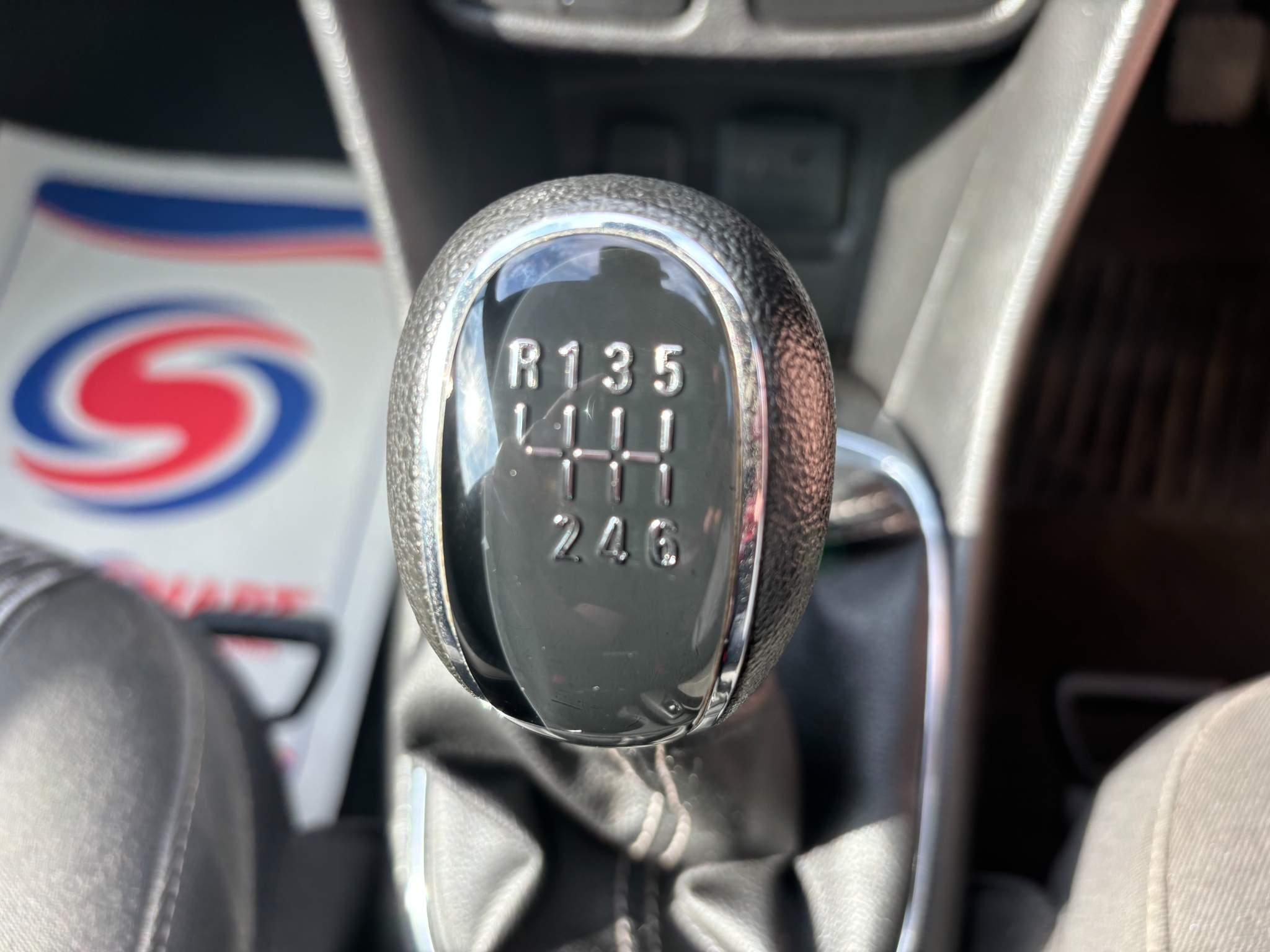 Vauxhall Mokka 1.7 CDTi Tech Line 2WD Euro 5 (s/s) 5dr 5dr Manual 2025