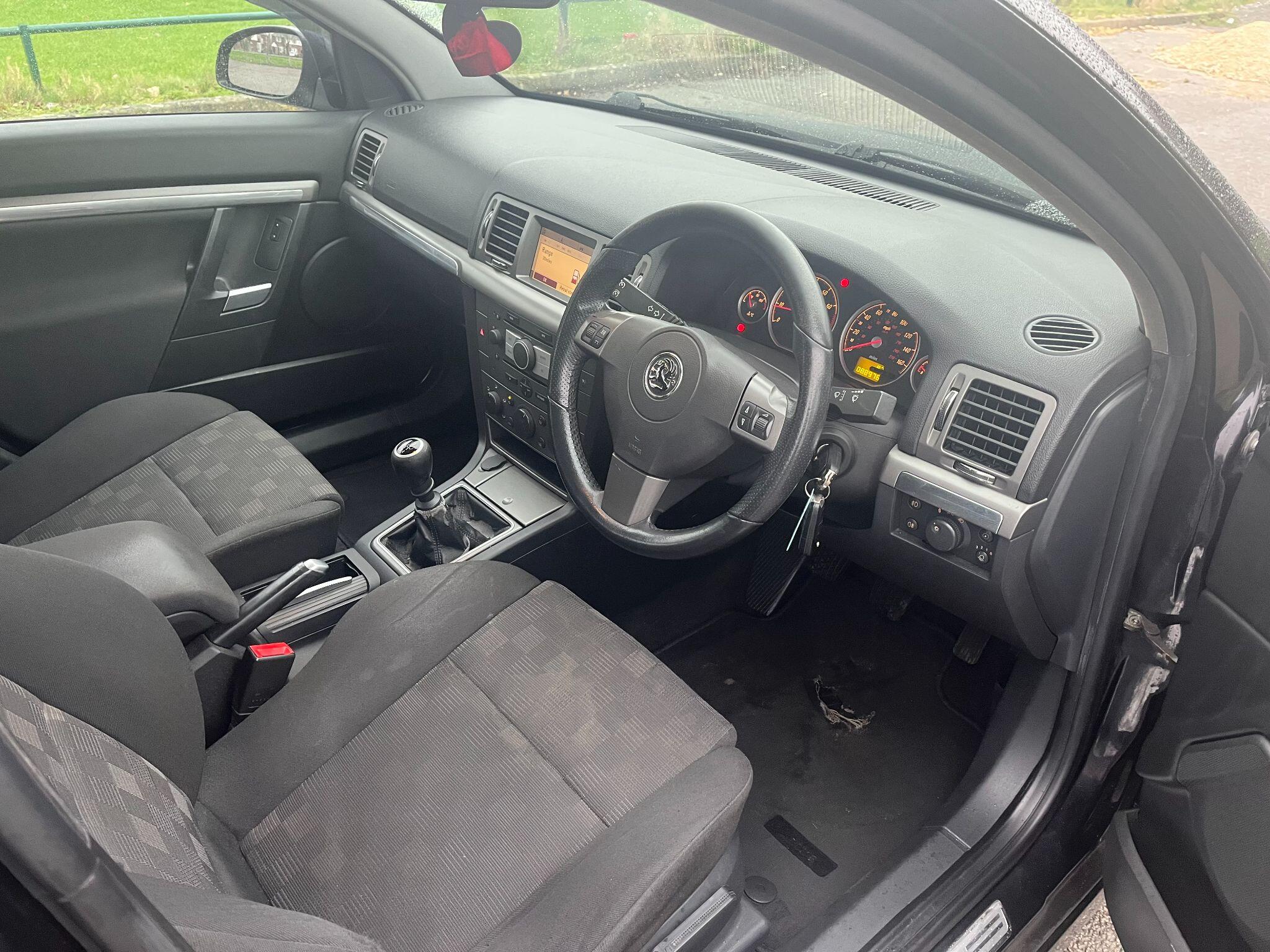 Vauxhall Vectra 1.8 VVT SRi 5dr 5dr Manual 2025