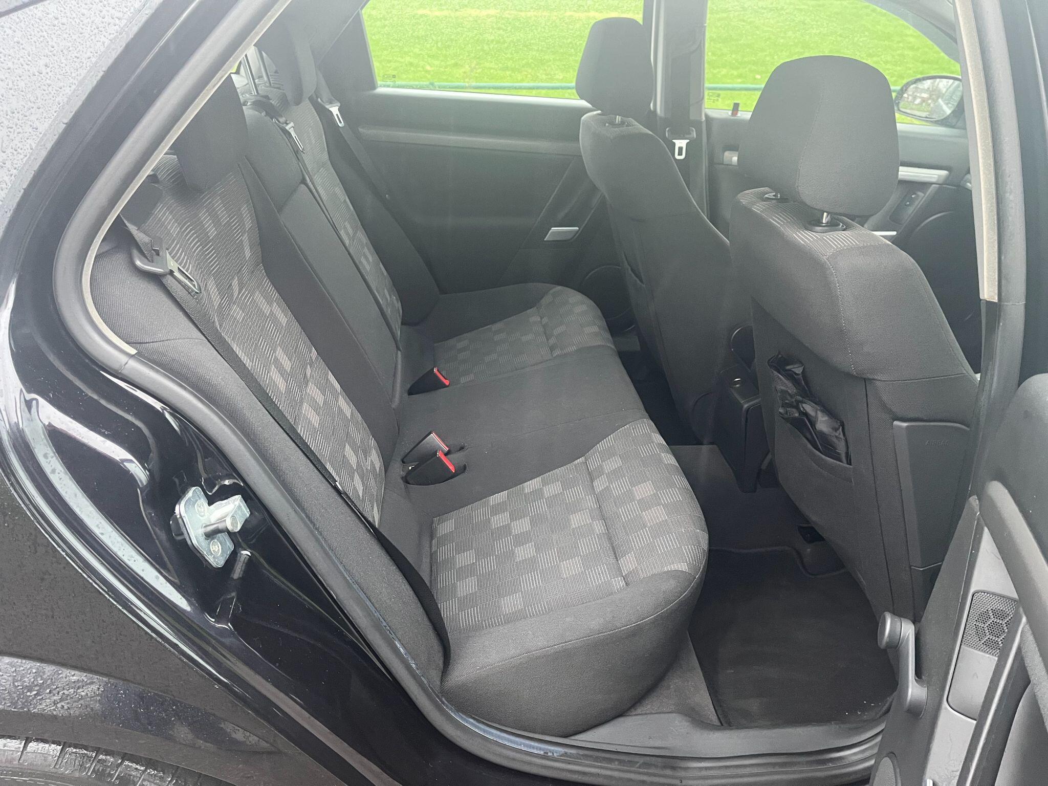 Vauxhall Vectra 1.8 VVT SRi 5dr 5dr Manual 2025