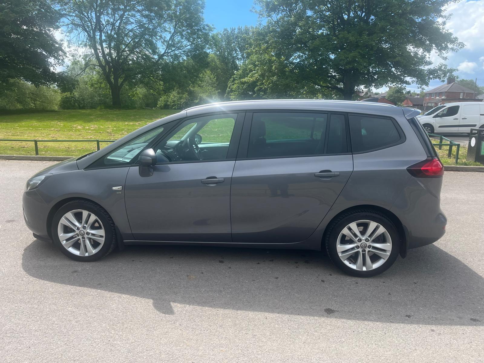 Vauxhall Zafira Tourer 2.0 CDTi SRi Euro 6 (s/s) 5dr 5dr Manual 2026