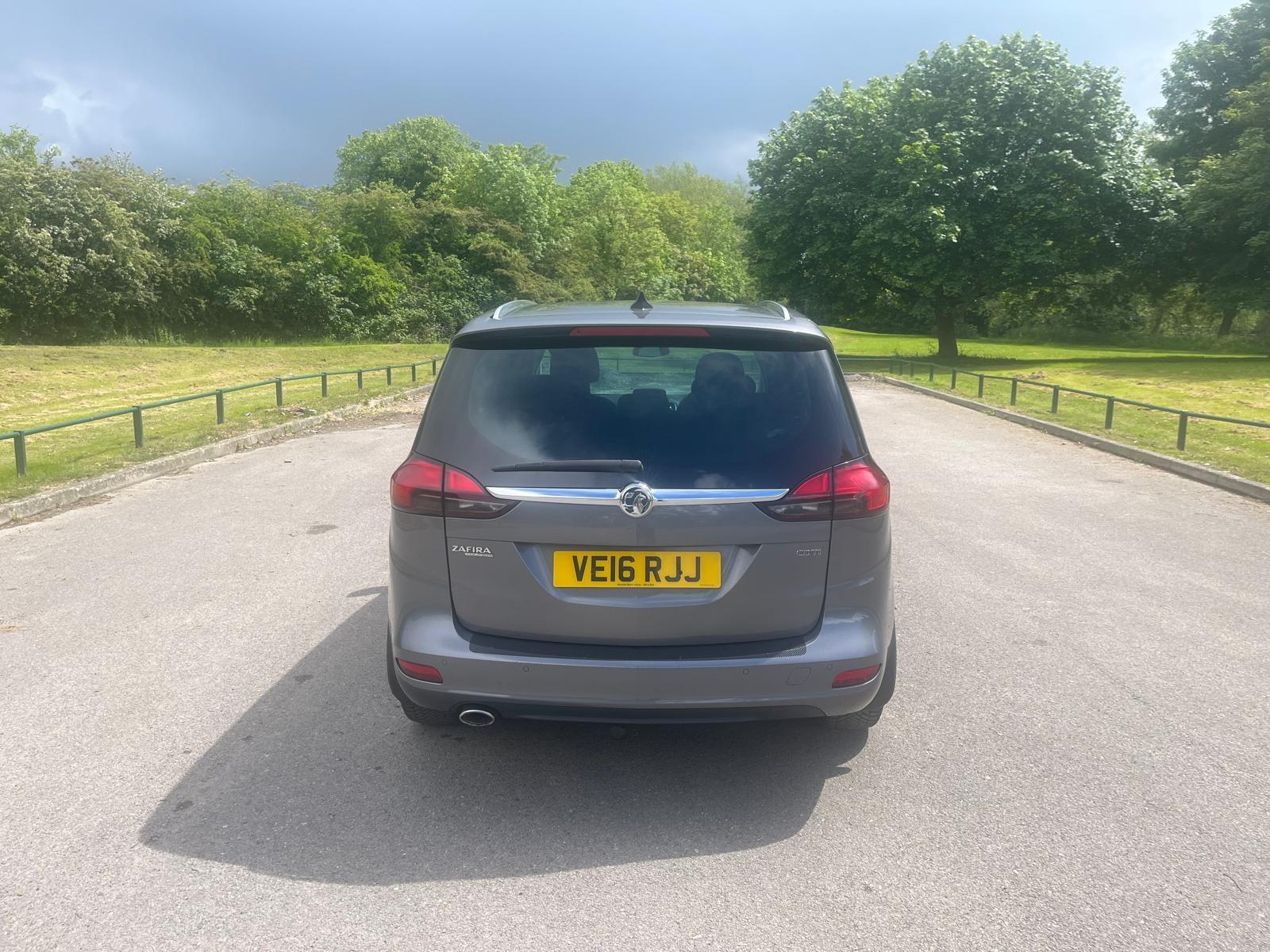 Vauxhall Zafira Tourer 2.0 CDTi SRi Euro 6 (s/s) 5dr 5dr Manual 2026
