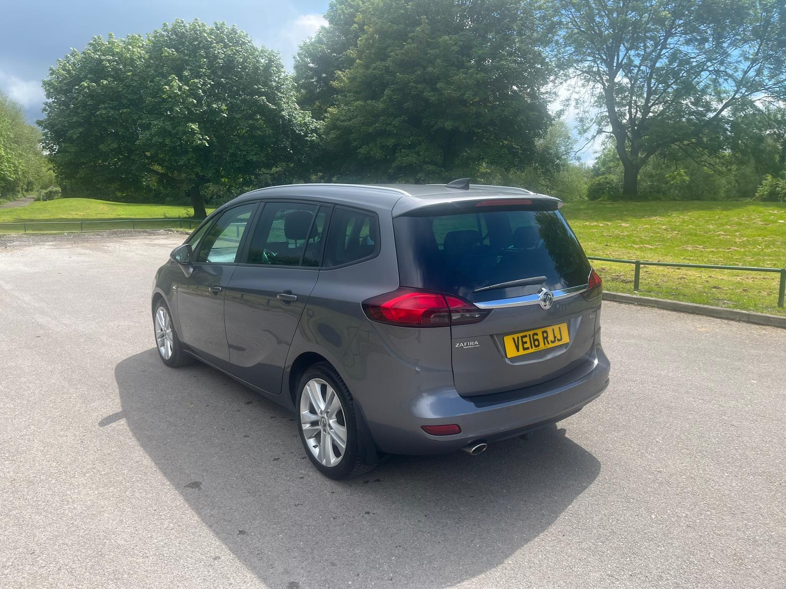 Vauxhall Zafira Tourer 2.0 CDTi SRi Euro 6 (s/s) 5dr 5dr Manual 2026