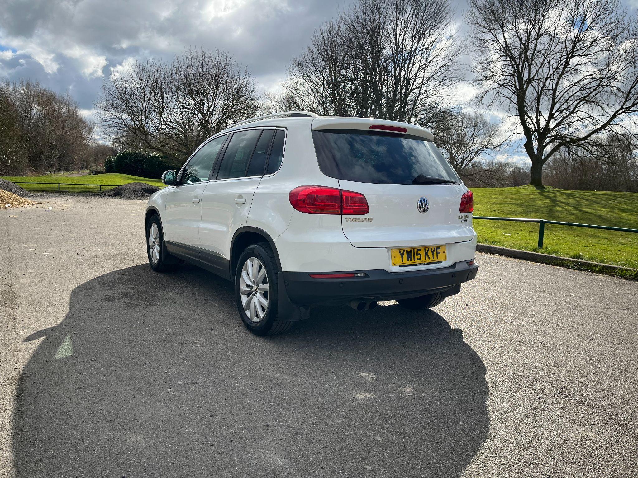 Volkswagen Tiguan 2.0 TDI BlueMotion Tech Match 2WD Euro 5 (s/s) 5dr 5dr Manual 2025