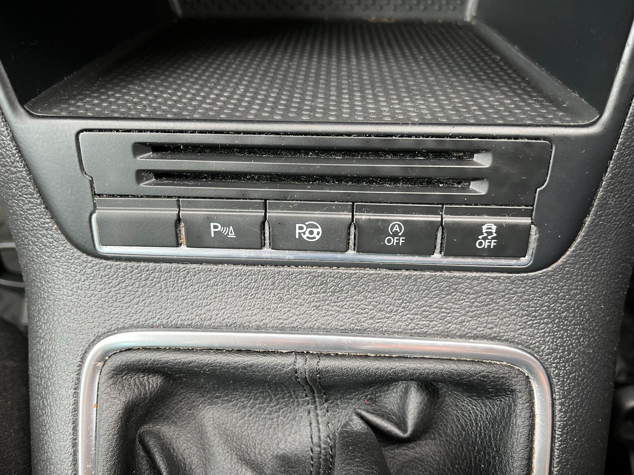 Volkswagen Tiguan 2.0 TDI BlueMotion Tech Match 2WD Euro 5 (s/s) 5dr 5dr Manual 2025