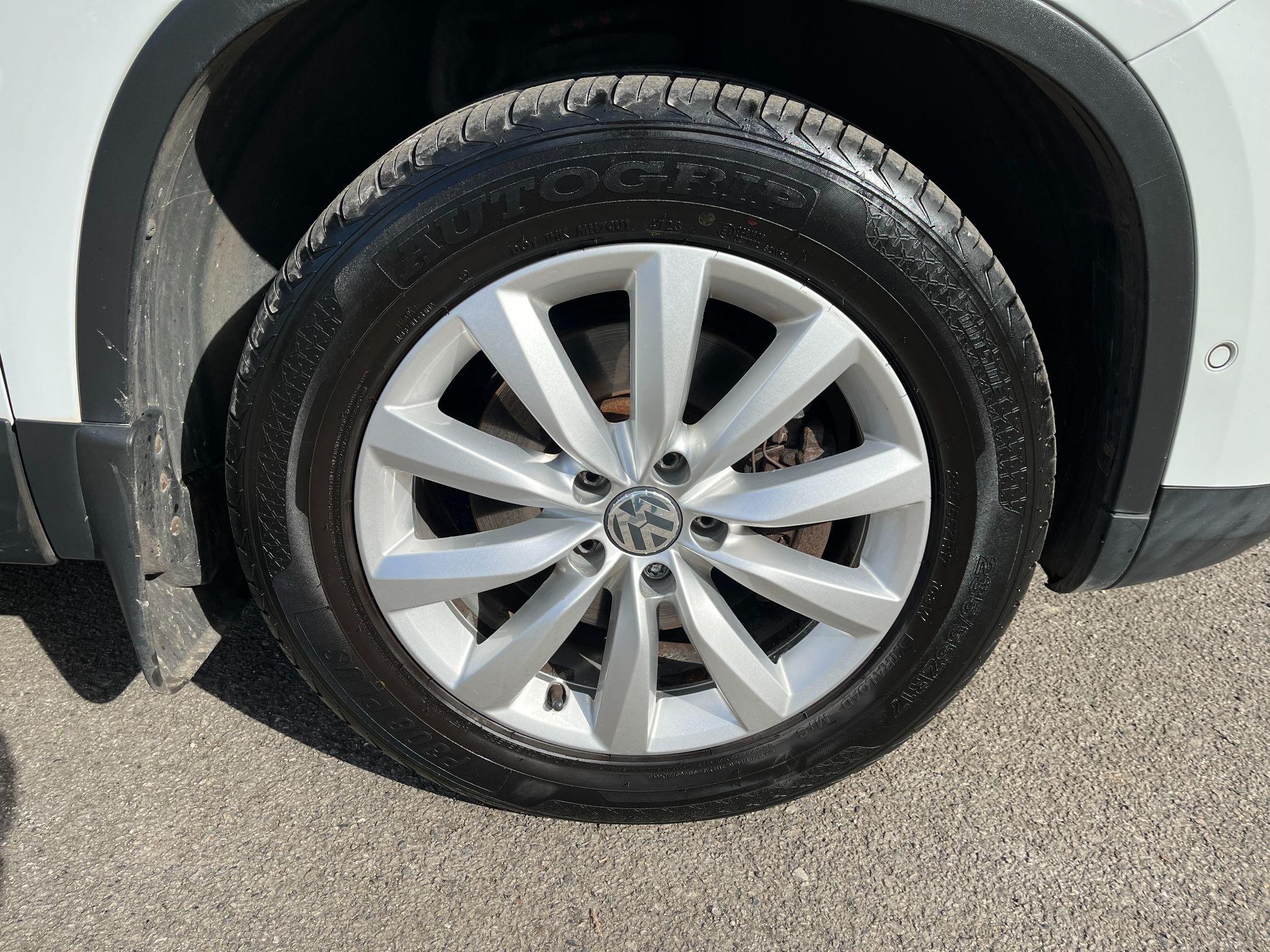 Volkswagen Tiguan 2.0 TDI BlueMotion Tech Match 2WD Euro 5 (s/s) 5dr 5dr Manual 2025