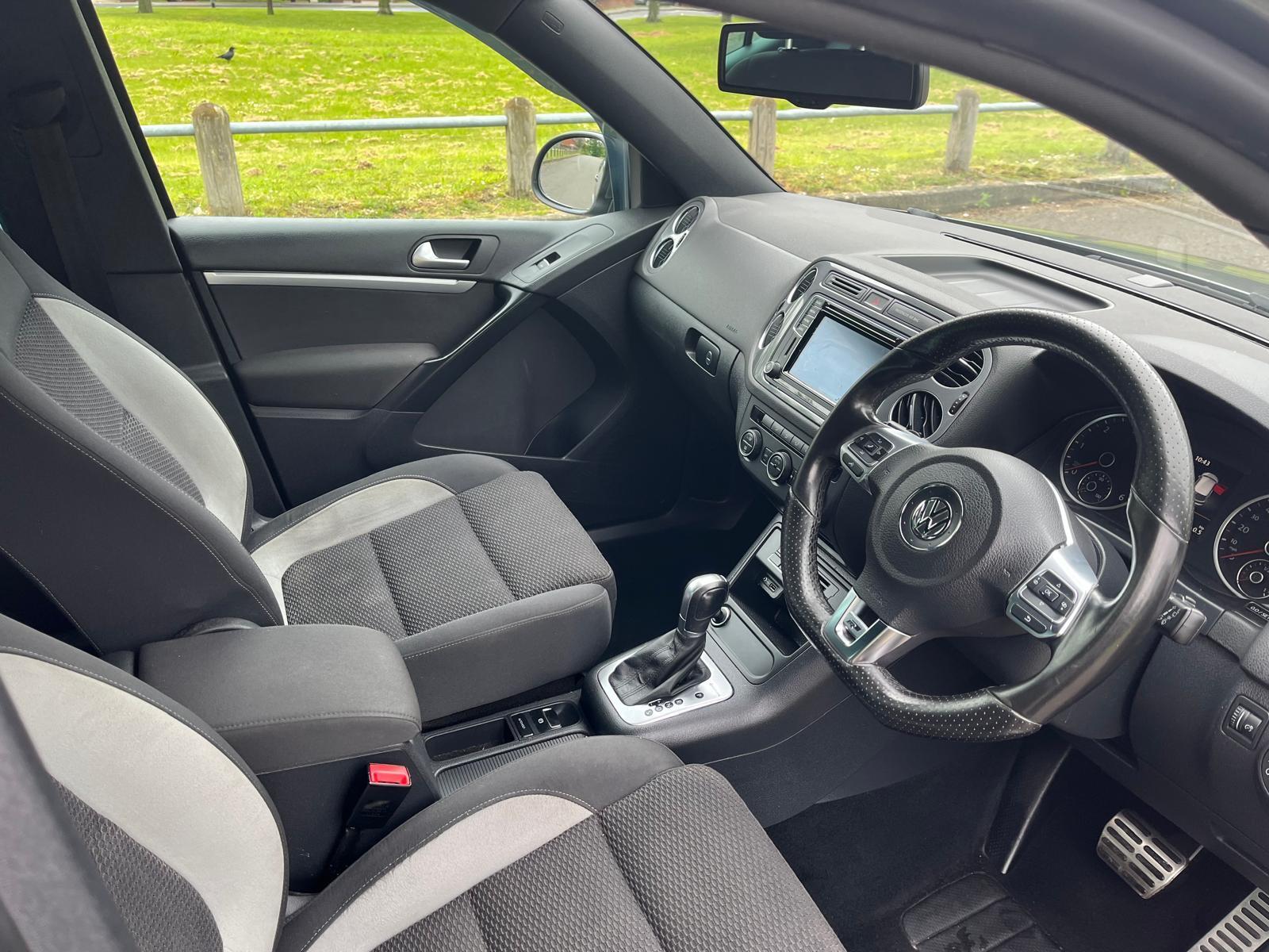 Volkswagen Tiguan 2.0 TDI BlueMotion Tech R-Line DSG 4WD Euro 6 (s/s) 5dr 5dr Automatic 2026