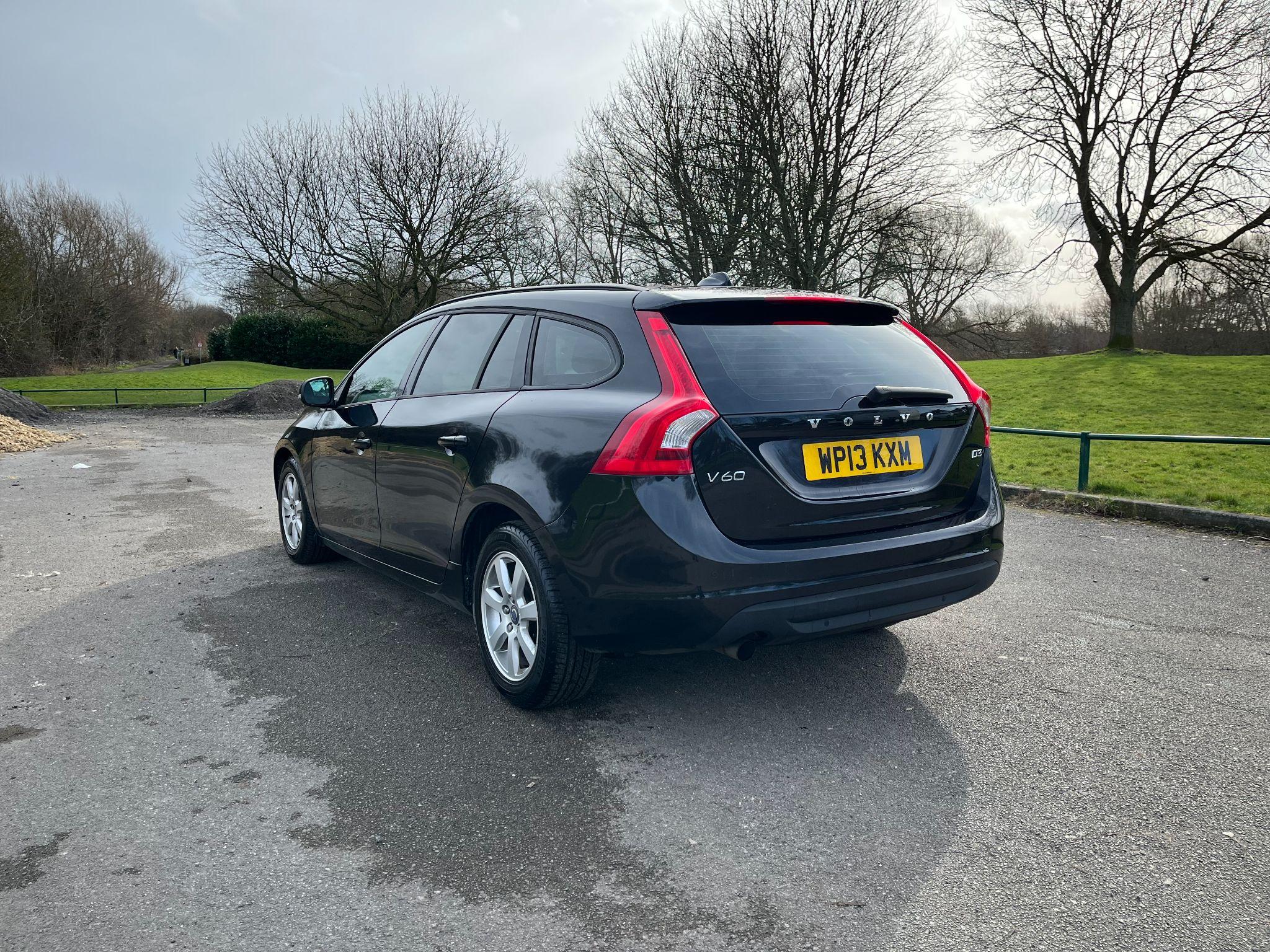 Volvo V60 2.0 D3 ES Nav Euro 5 (s/s) 5dr 5dr Manual 2025