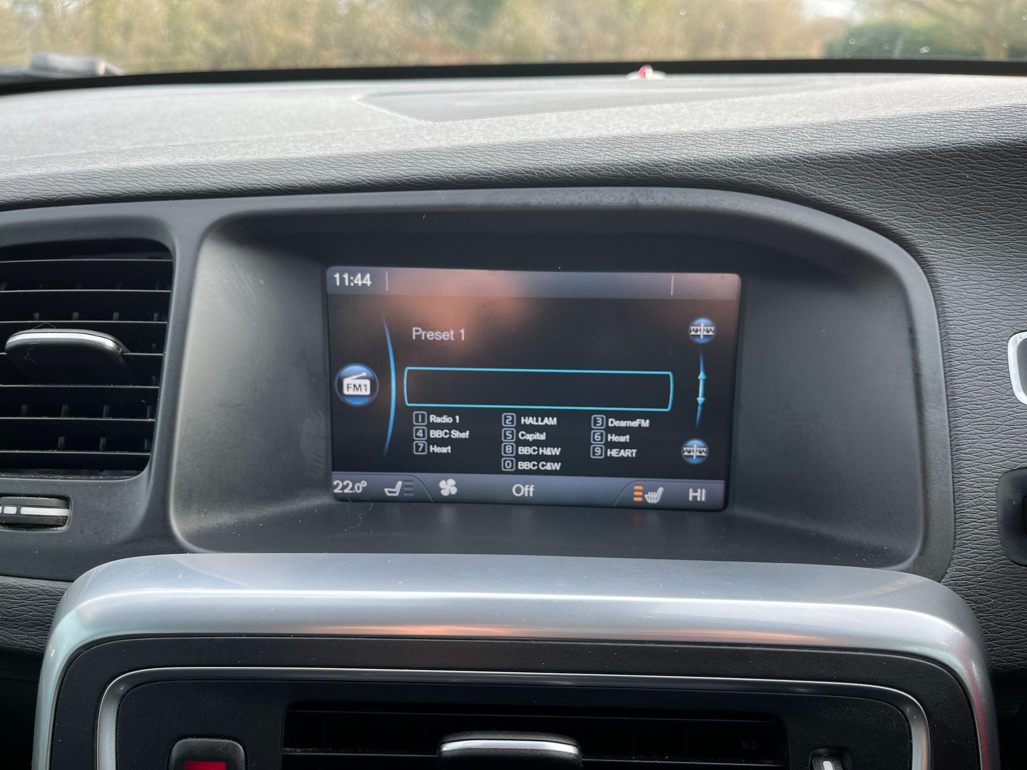 Volvo V60 2.0 D3 ES Nav Euro 5 (s/s) 5dr 5dr Manual 2025