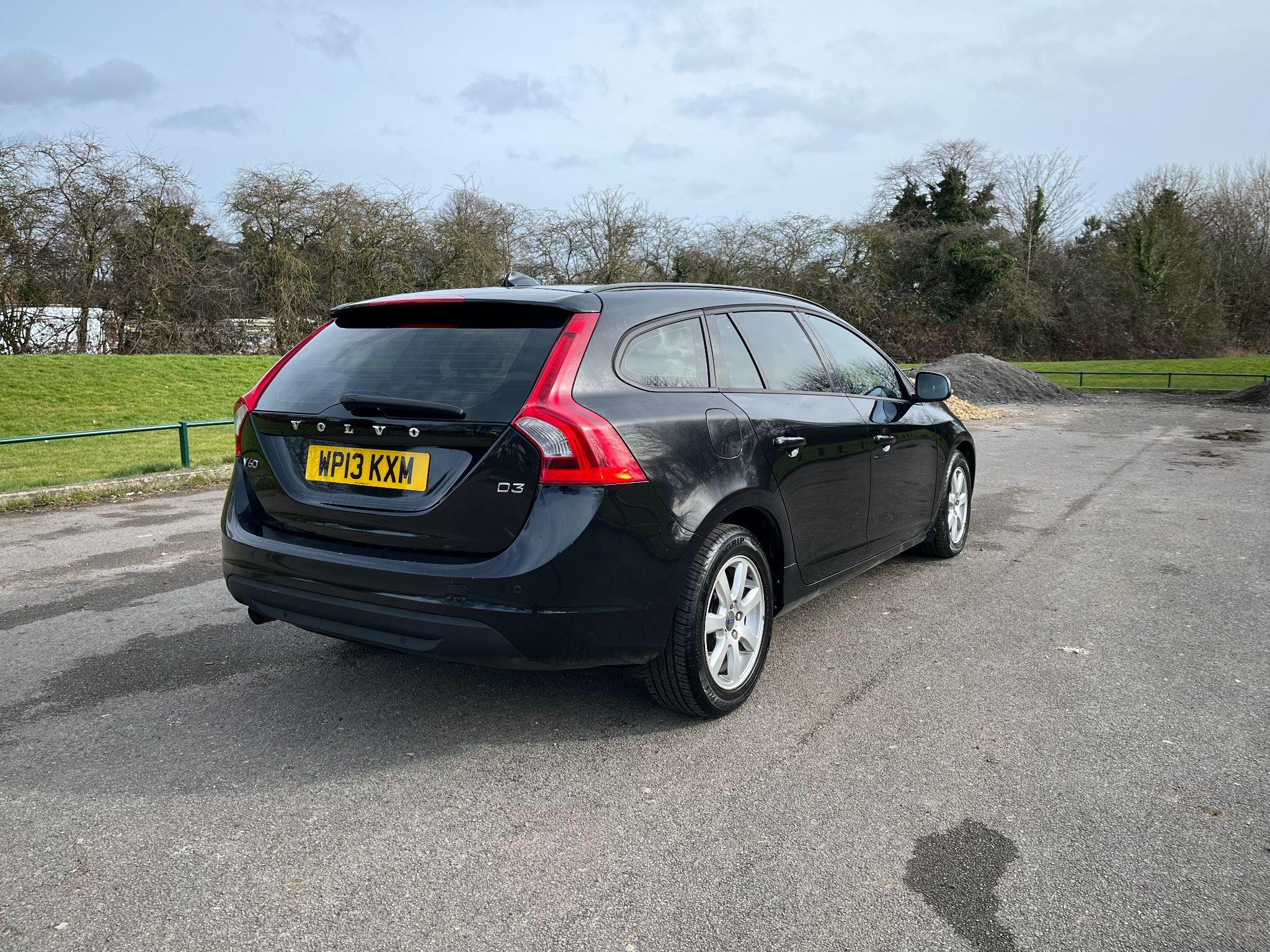 Volvo V60 2.0 D3 ES Nav Euro 5 (s/s) 5dr 5dr Manual 2025